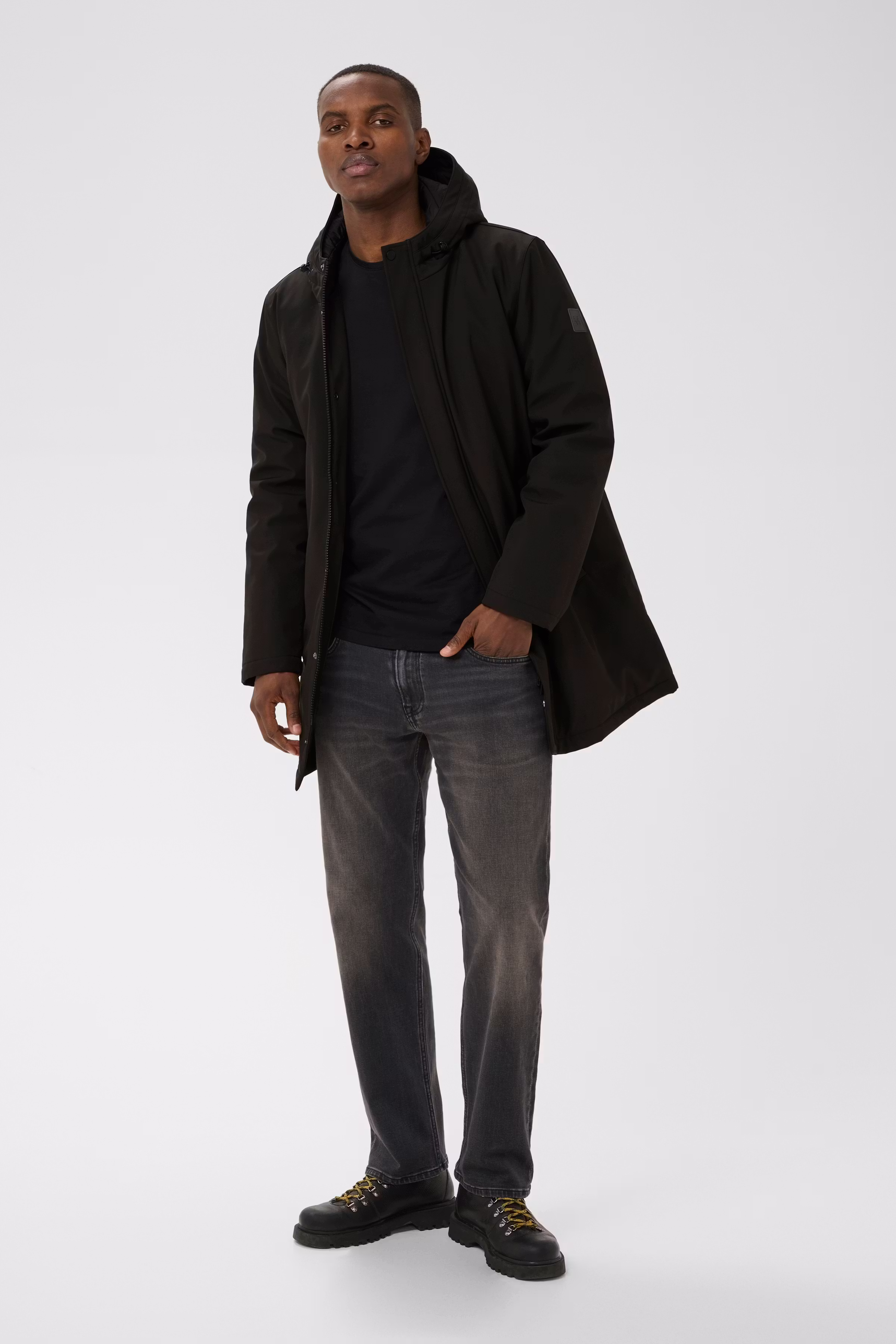 MAdeston Coat LOOKBOOK FRONT 30205571-300275