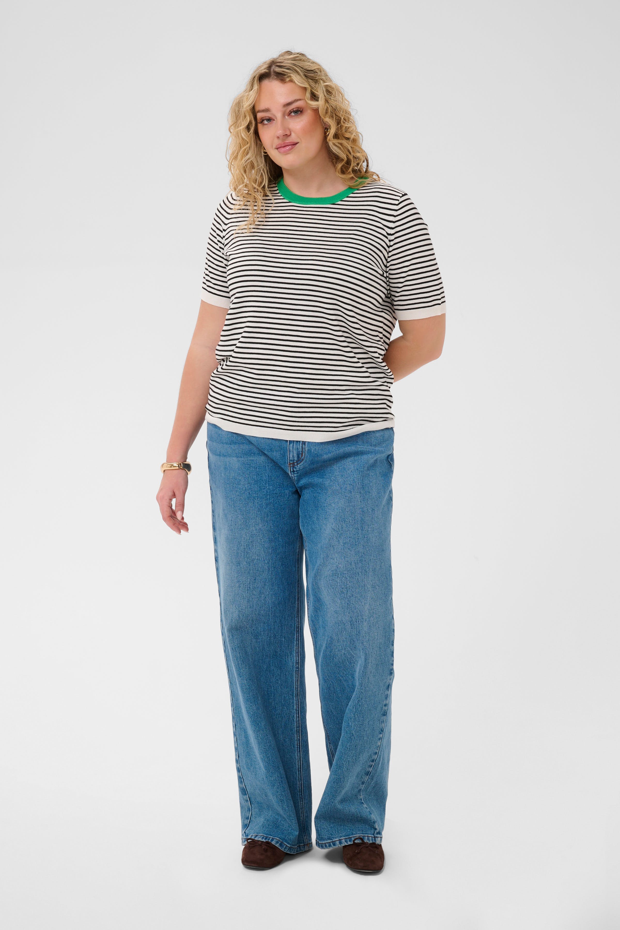 KClizzy Pullover LOOKBOOK FRONT 10584211-109151