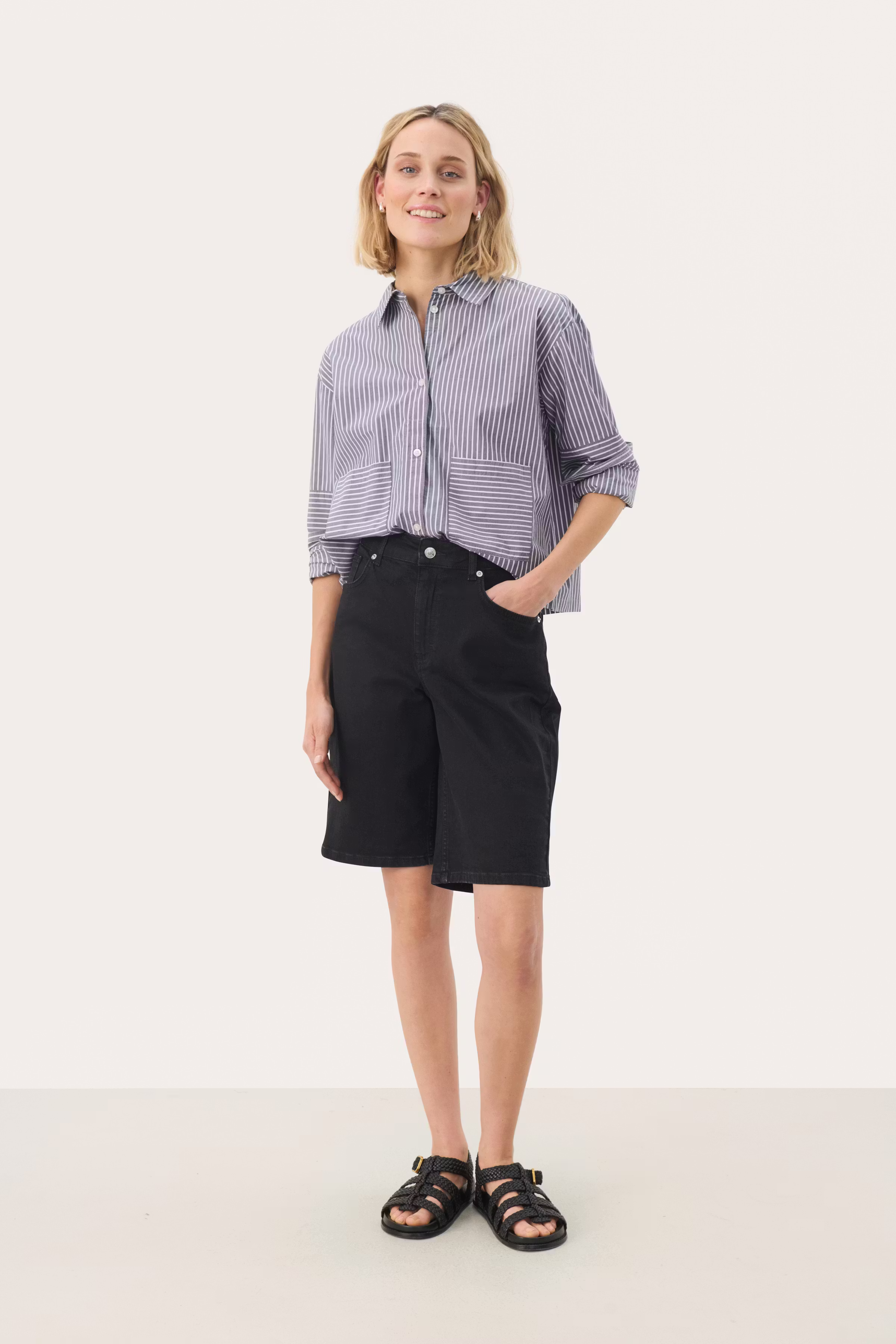 RafaellaPW Shorts LOOKBOOK FRONT 30310109-300148