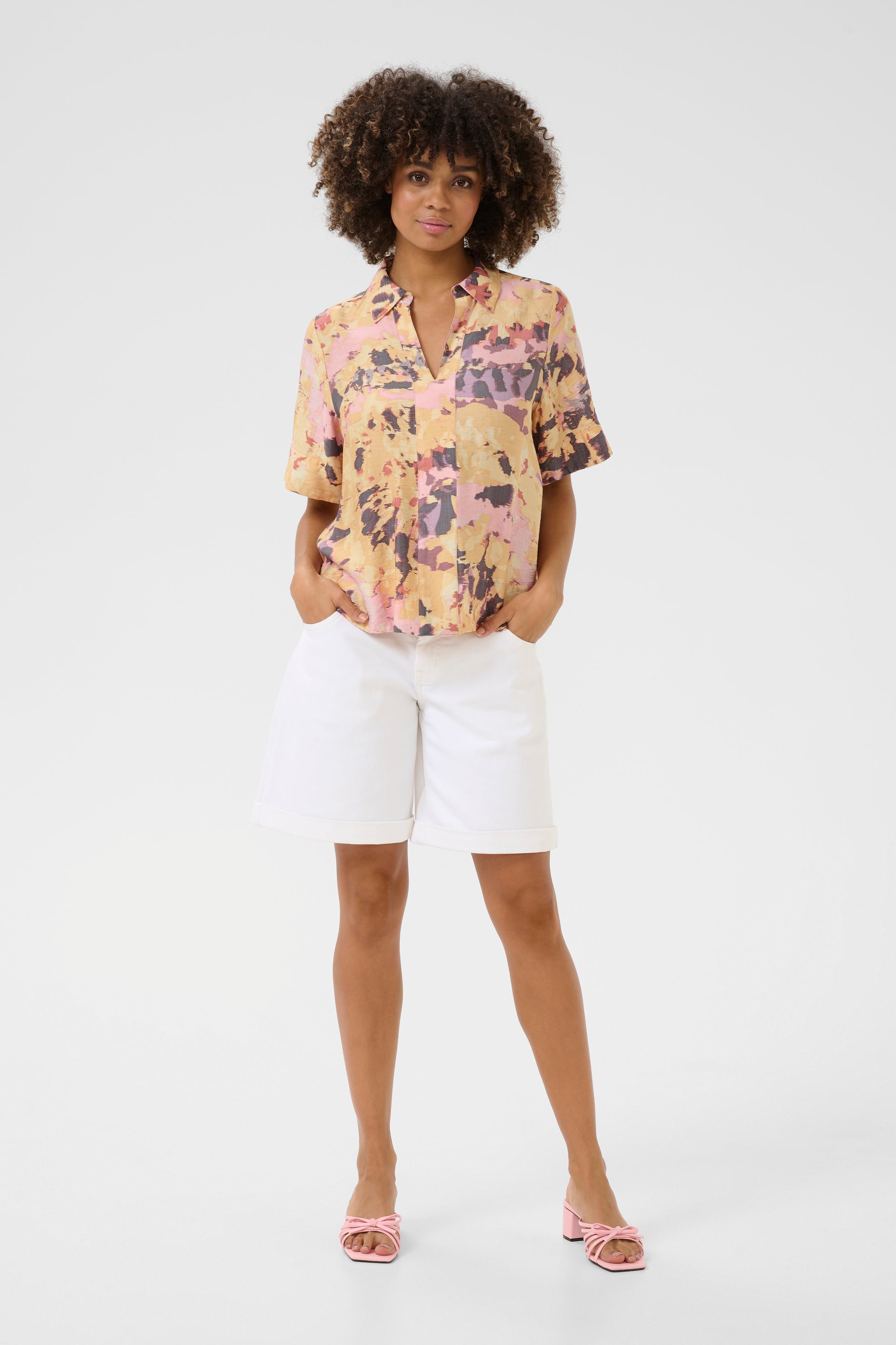 CUgreece Blus LOOKBOOK FRONT 50111780-107542