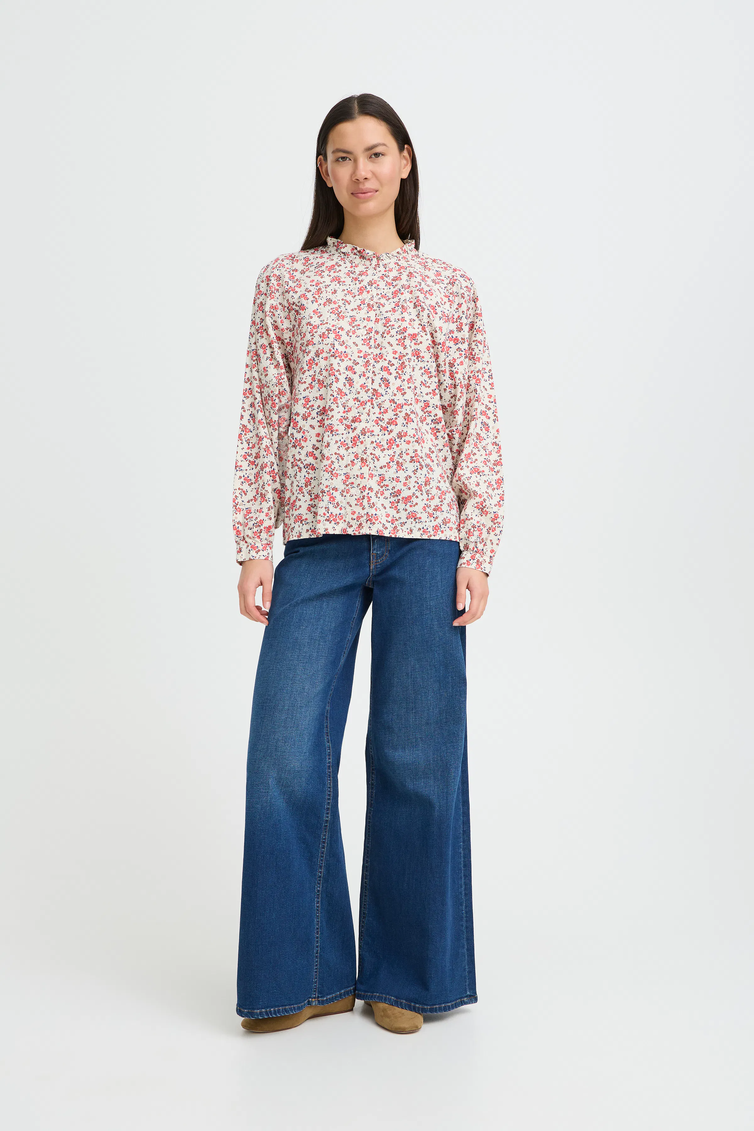 IHQWINA Hemd LOOKBOOK FRONT 20125170-900004157