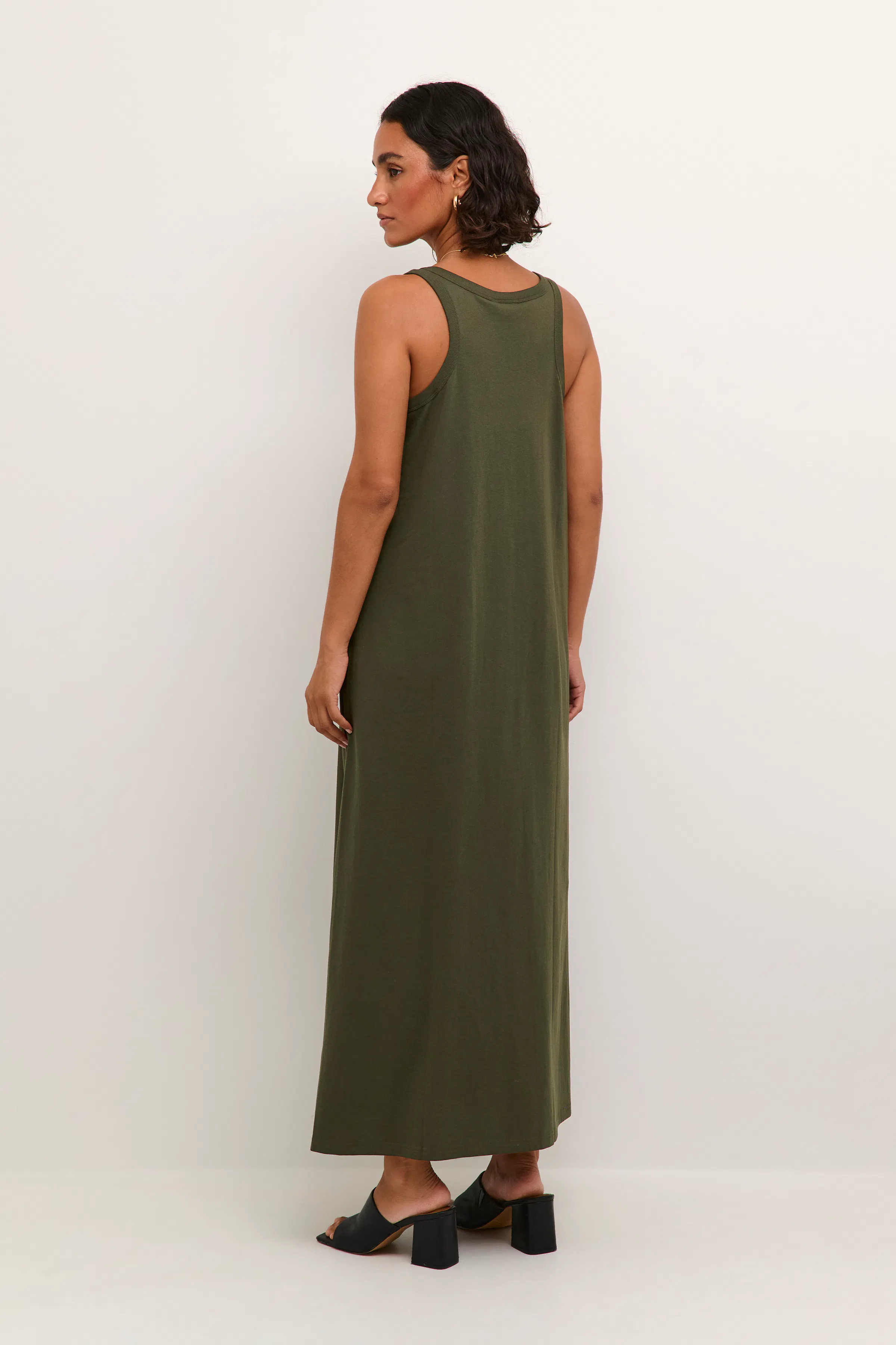 KAditte Kjole LOOKBOOK BACK 10507452-190414