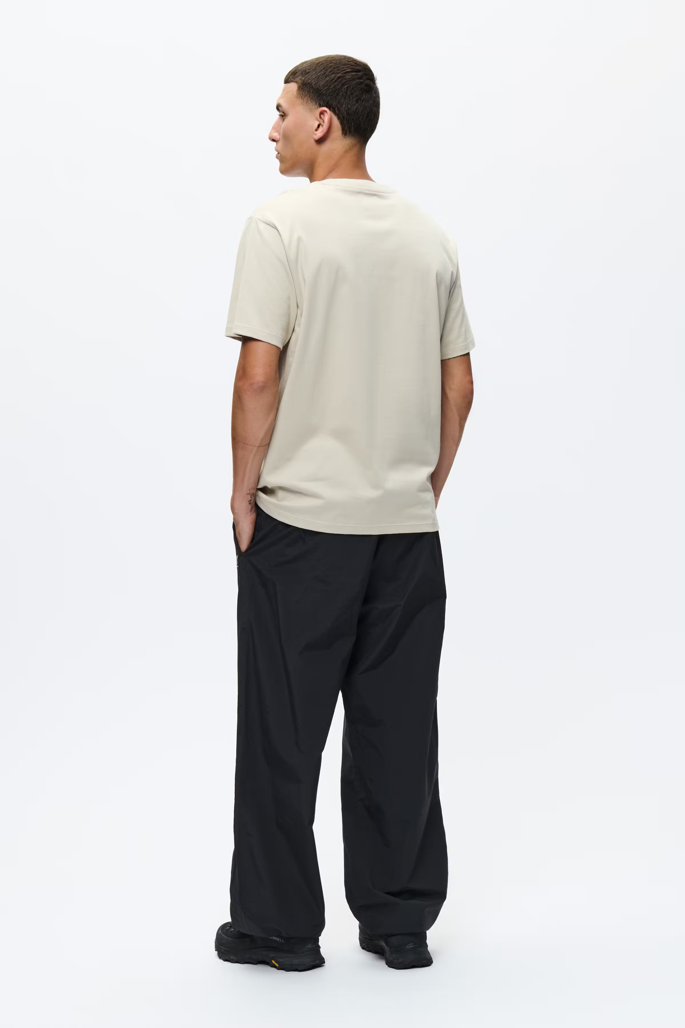 WWAce T-shirt LOOKBOOK BACK 30250095-144500