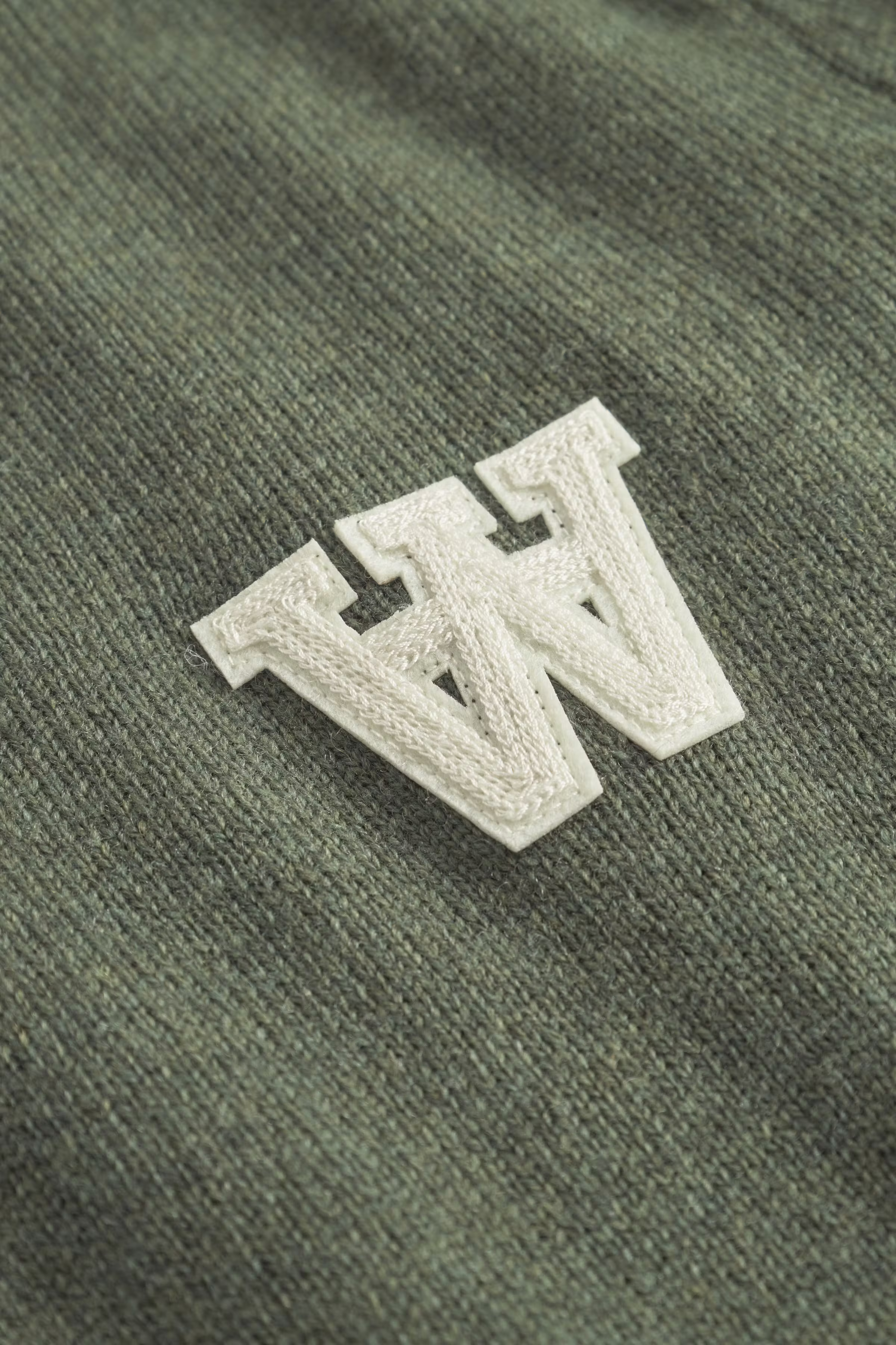 WWTay Lambswool Pullover PACK DETAIL 30251382-190511