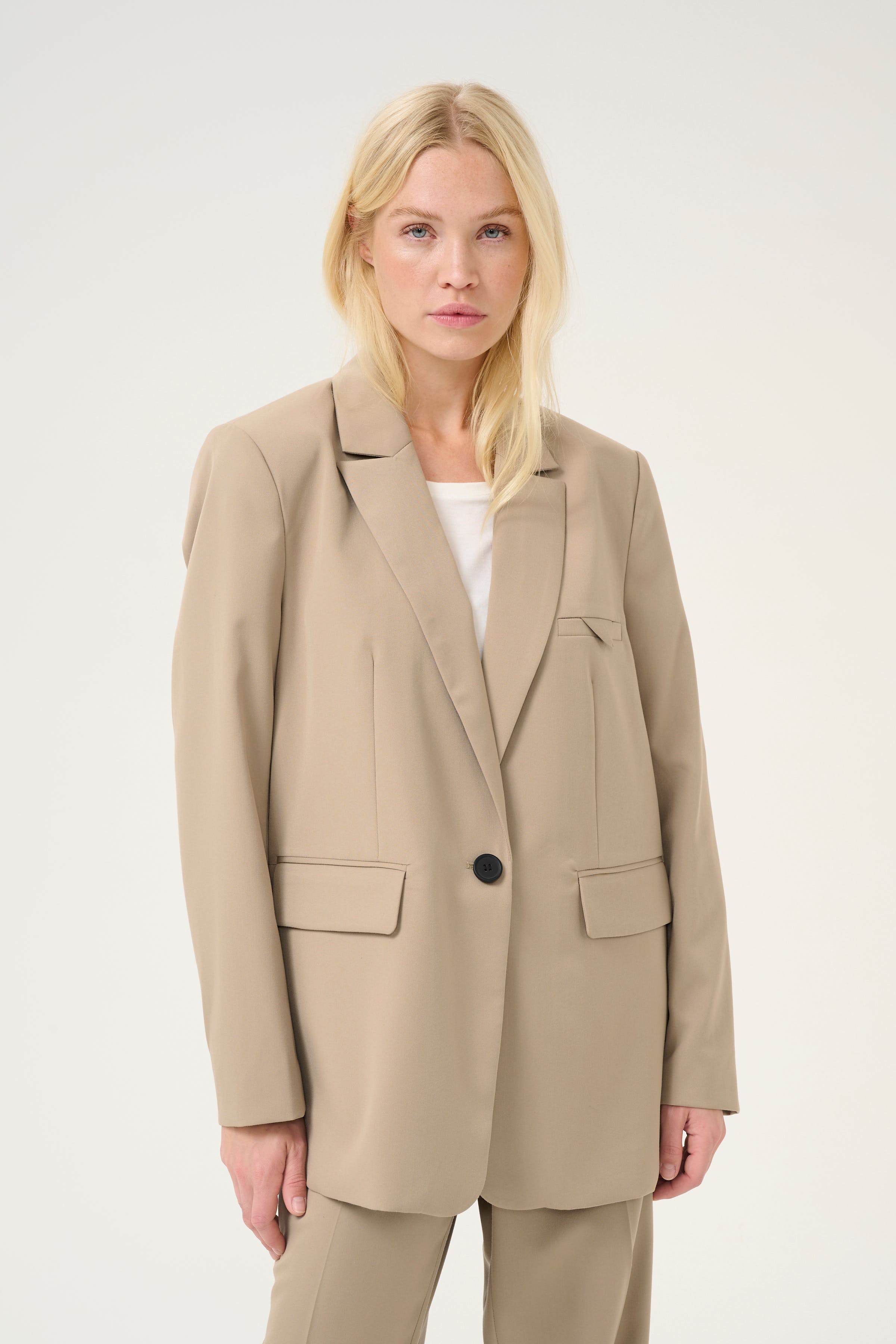 CUdaina Blazer LOOKBOOK FRONT 50111719-171009