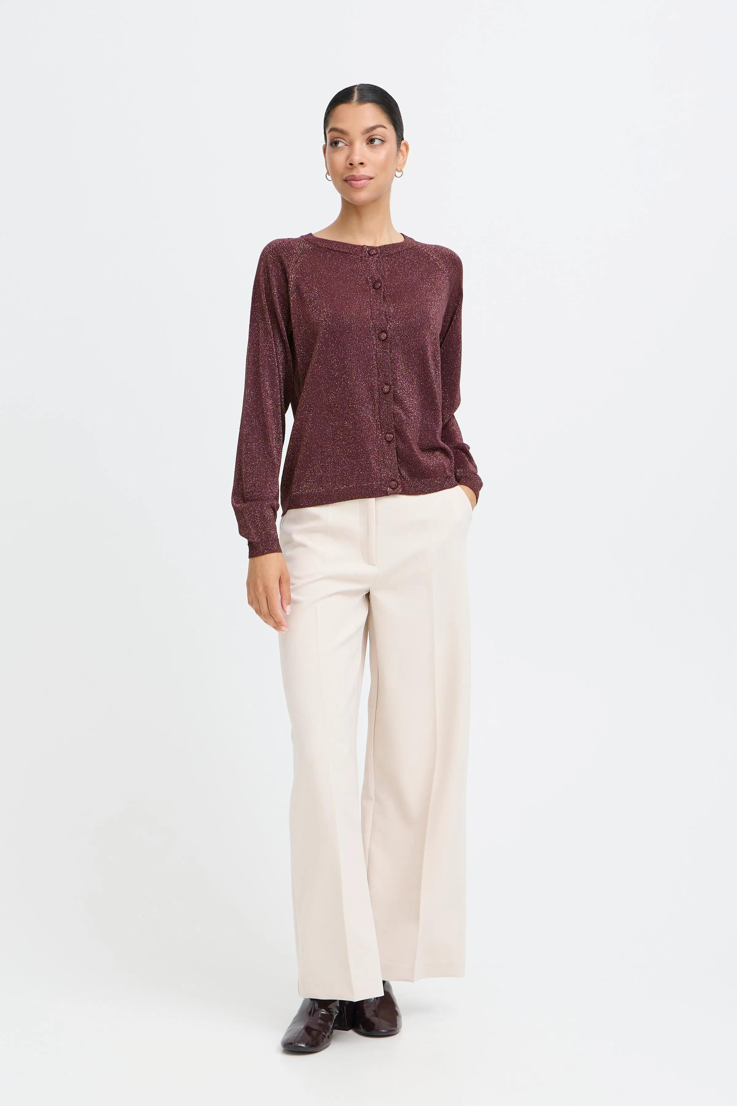 BYMOBBE Cardigan LOOKBOOK FRONT 20818272-191619