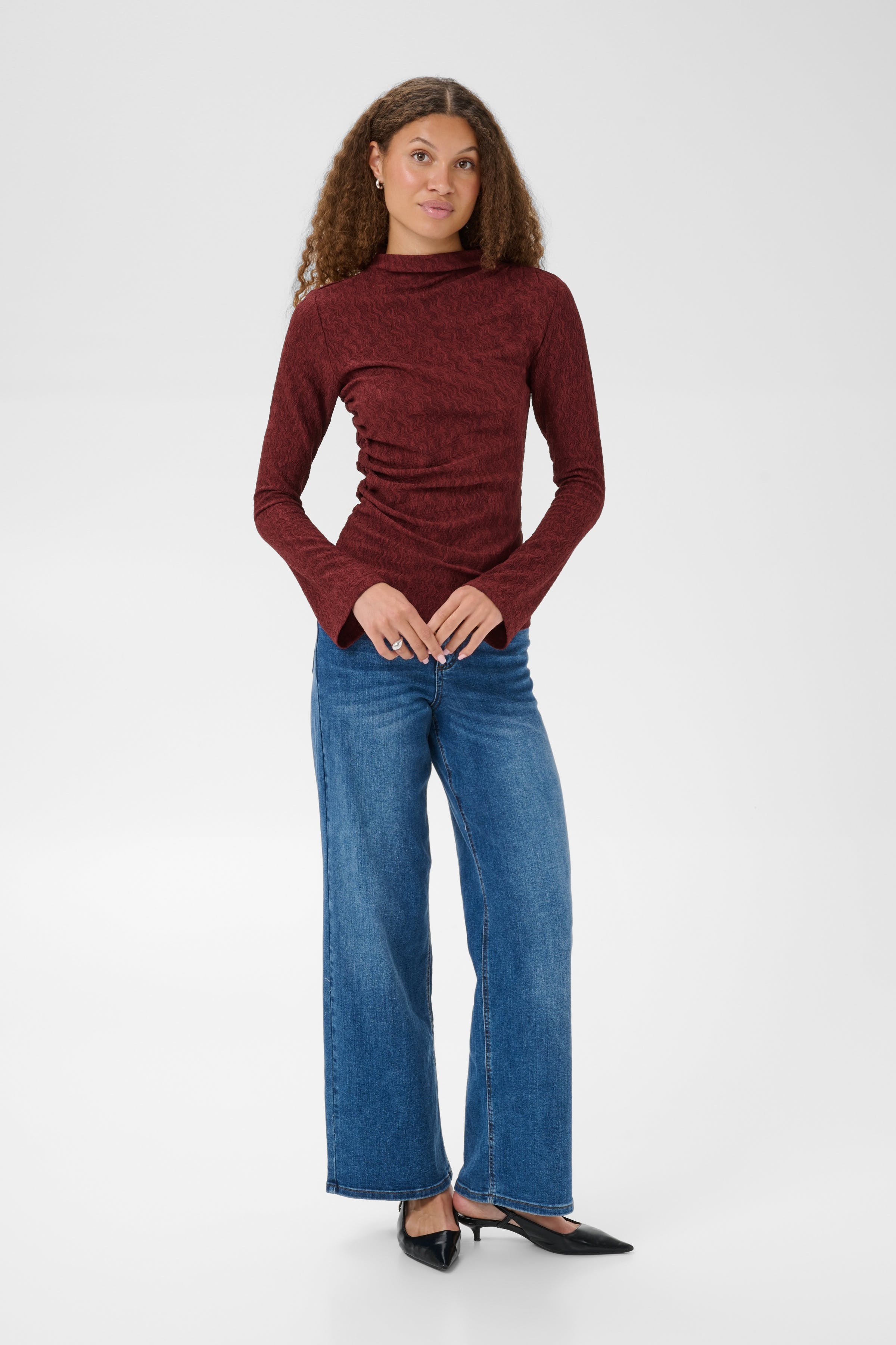 KArita Blouse LOOKBOOK FRONT 10512537-191525
