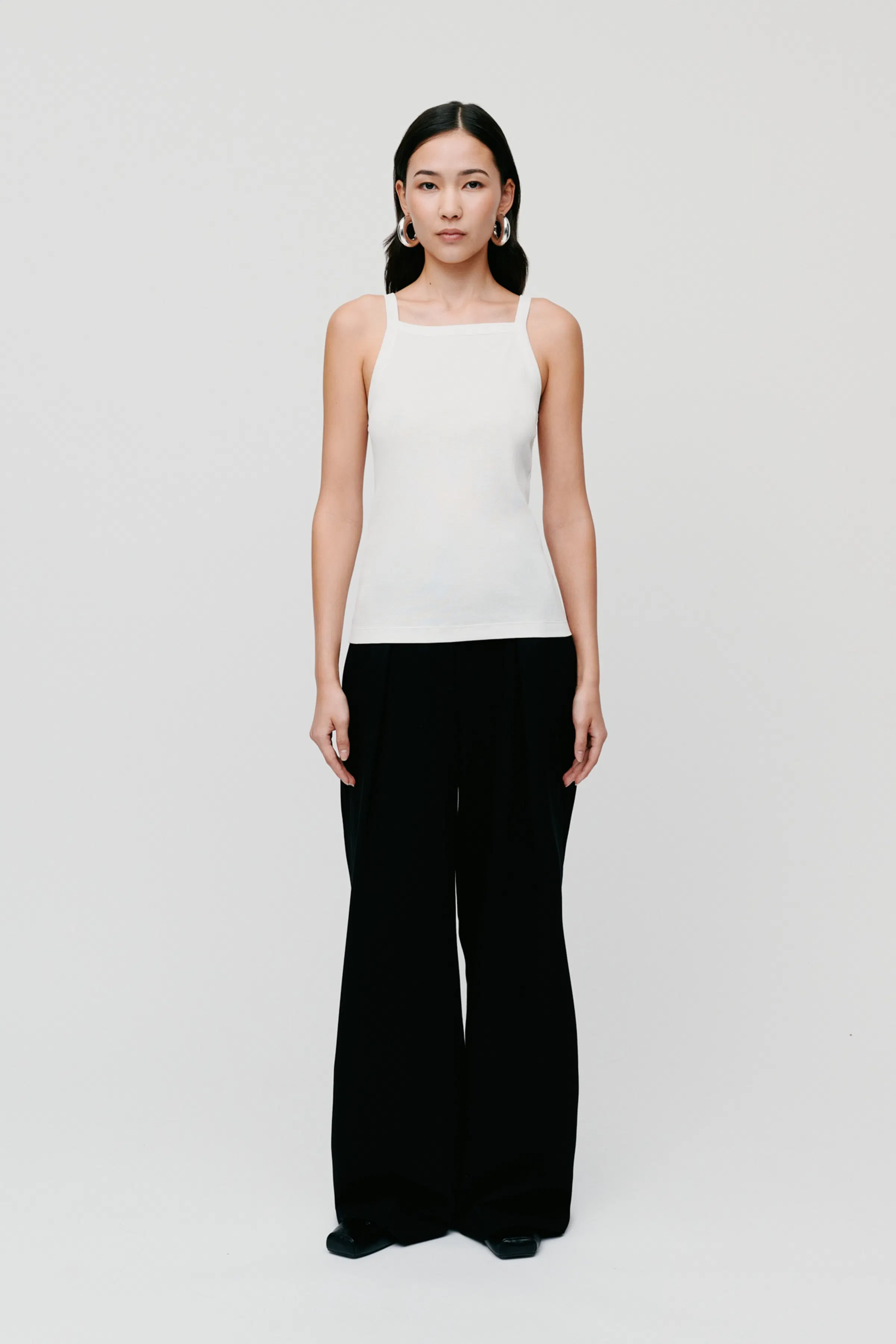 IOKLARA TOP LOOKBOOK FRONT 30600548-WH001