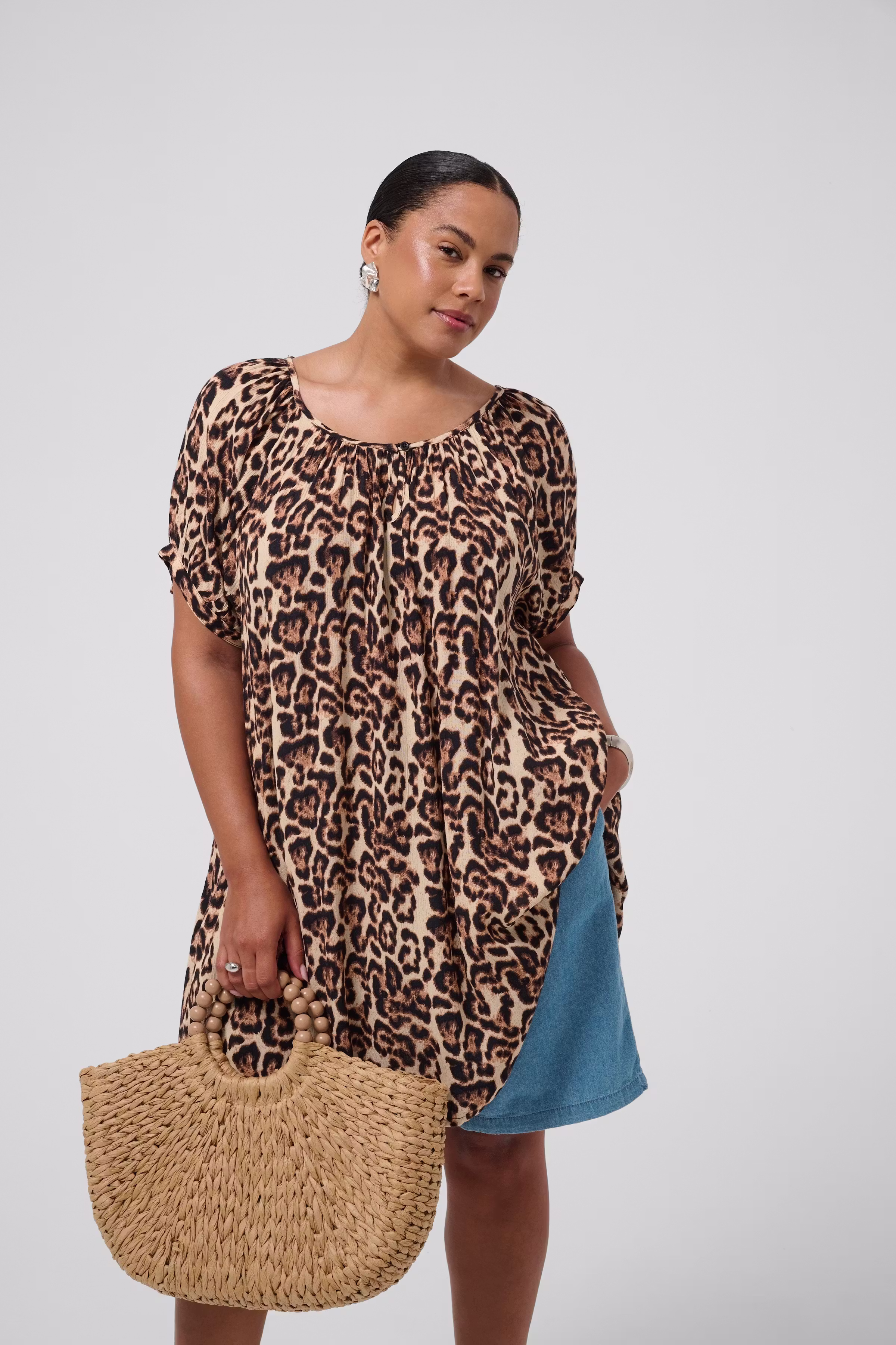 KCvilana Tunika LOOKBOOK FRONT 10580840-107281