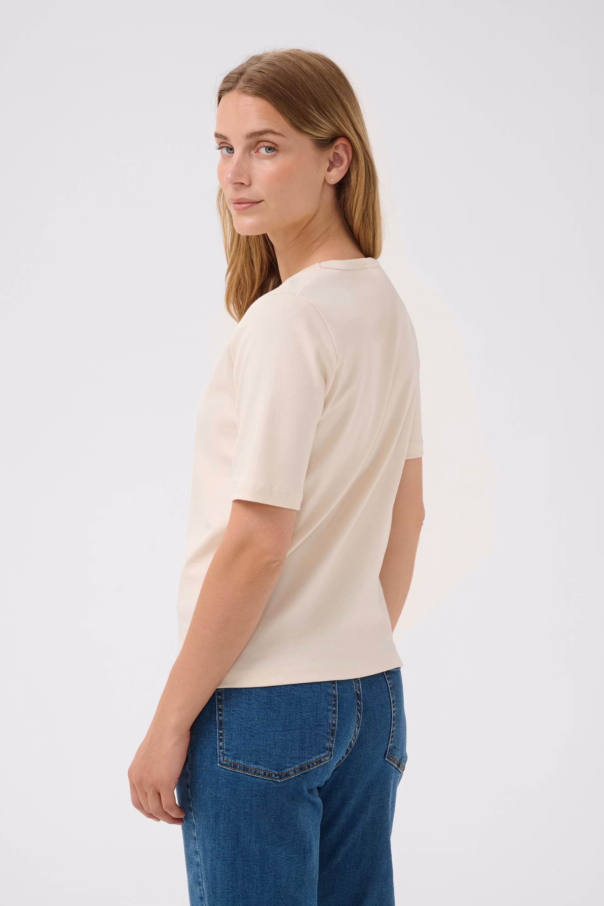 RatansaPW T-shirt LOOKBOOK BACK 30309871-120304