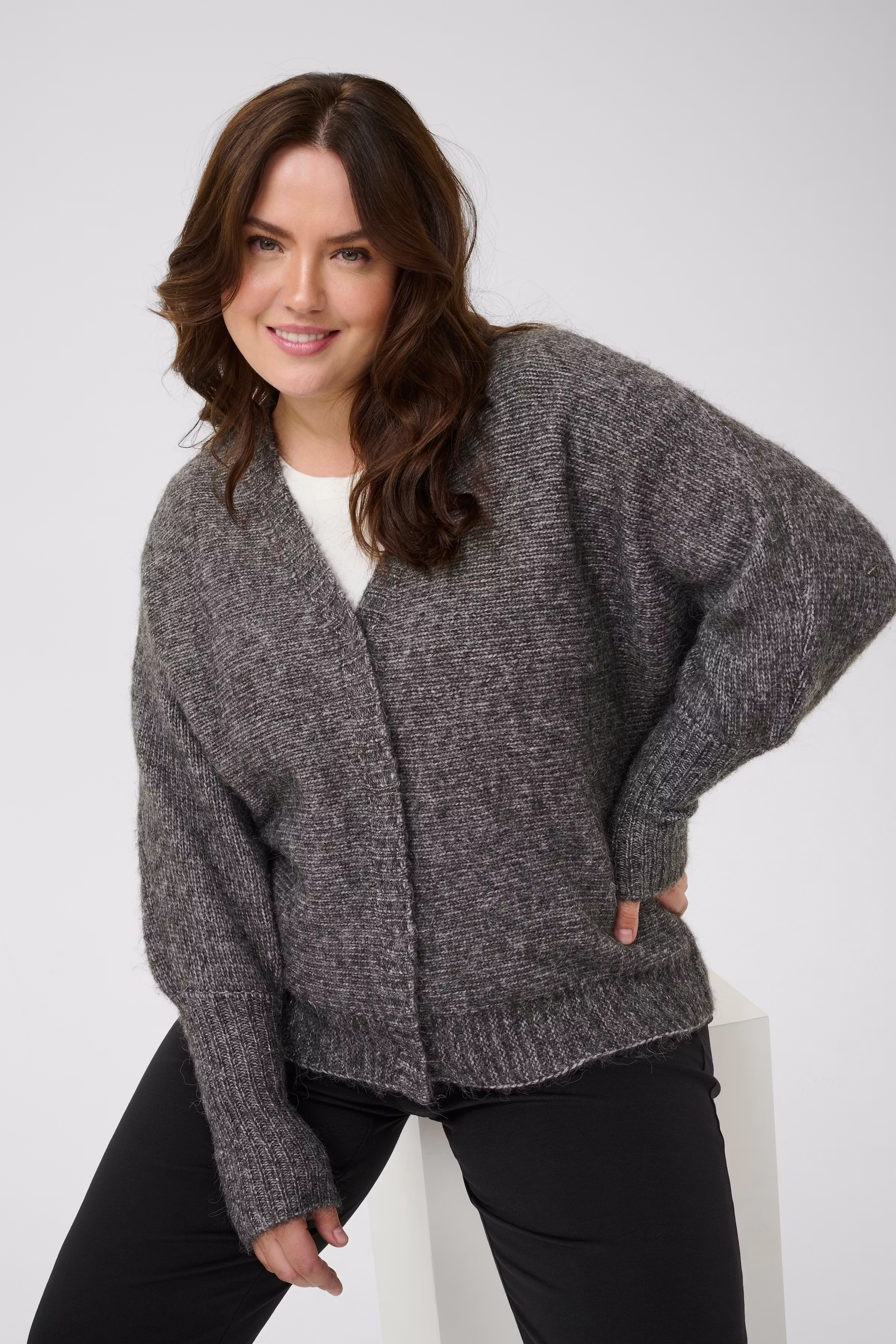 KCluma Cardigan LOOKBOOK DETAIL 10583818-100125
