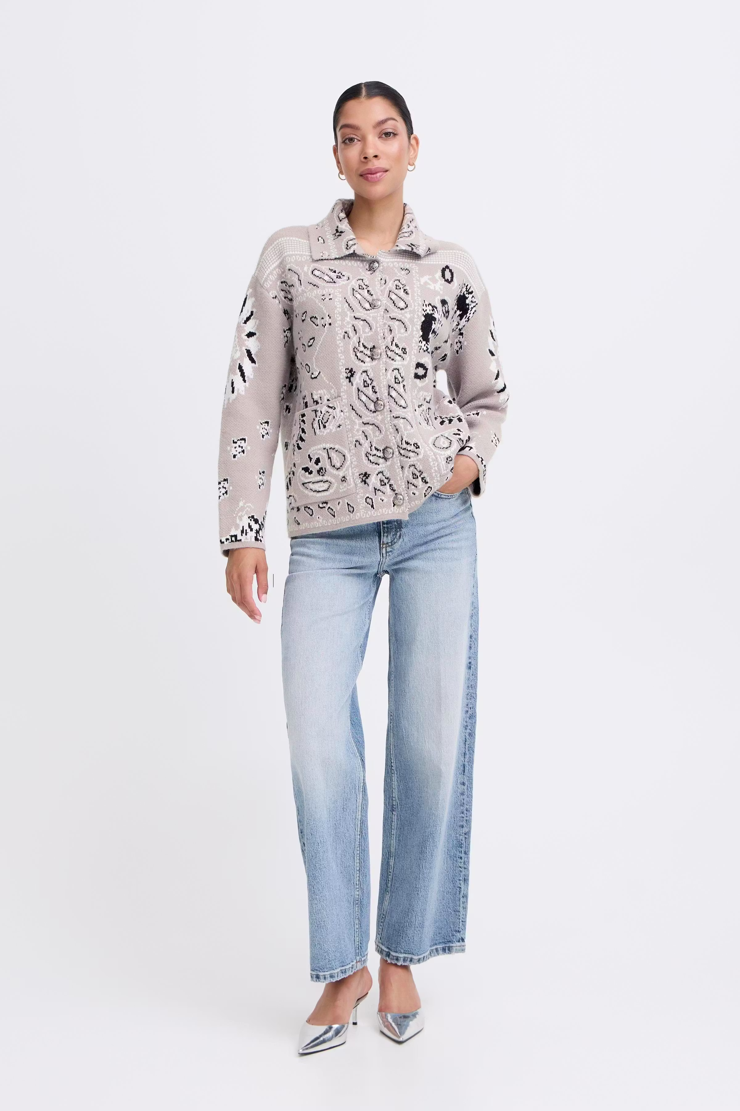 BYXMAYLIS Cardigan LOOKBOOK FRONT 20819047-900008754