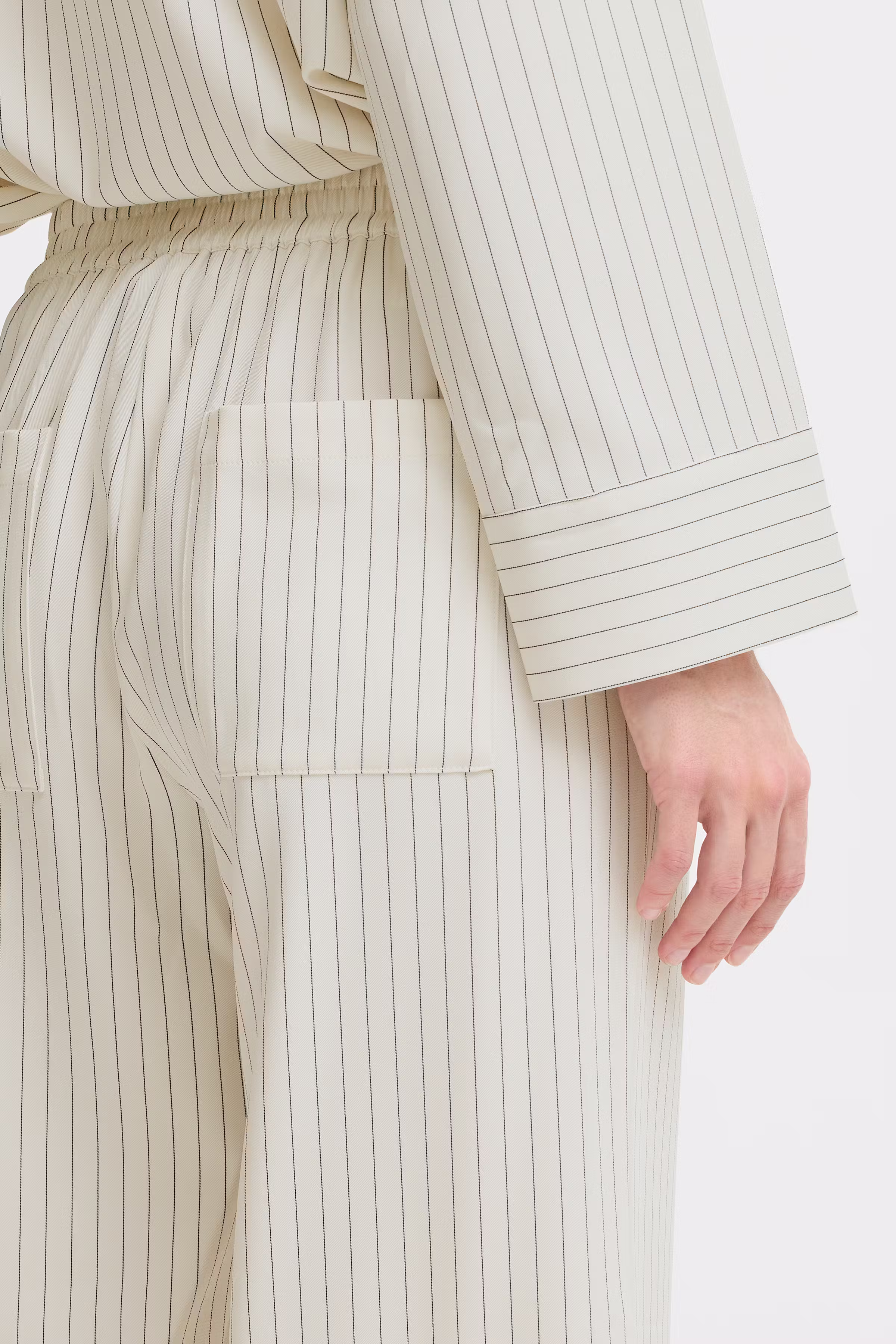 BYDANNIA Trousers LOOKBOOK DETAIL 20816459-200779