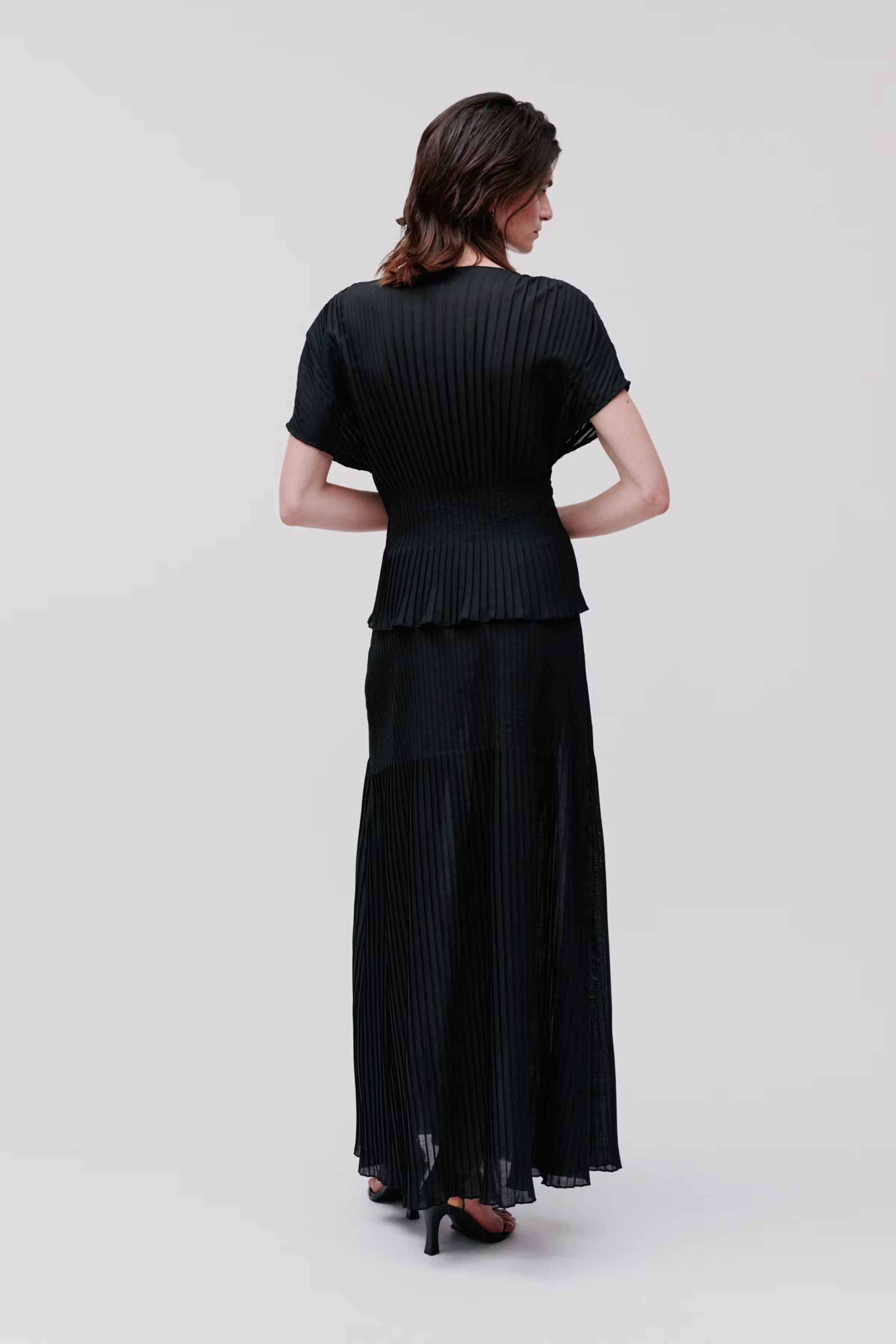 IOTAYE Top LOOKBOOK BACK 30600736-BK999