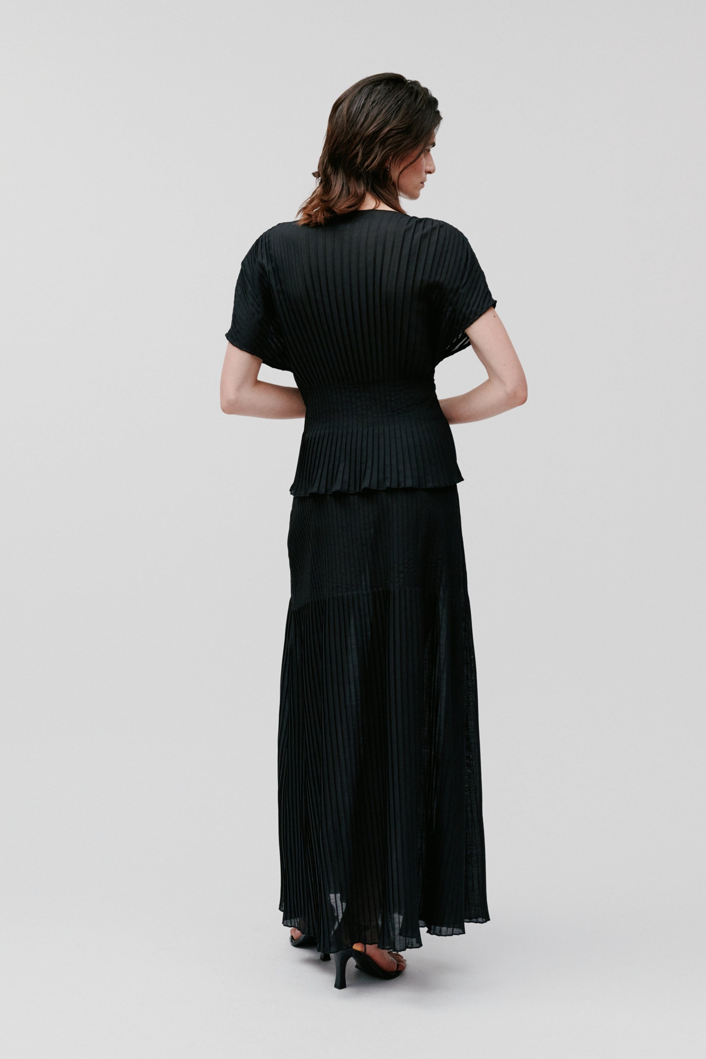 TAYE Top LOOKBOOK BACK 30600736-BK999