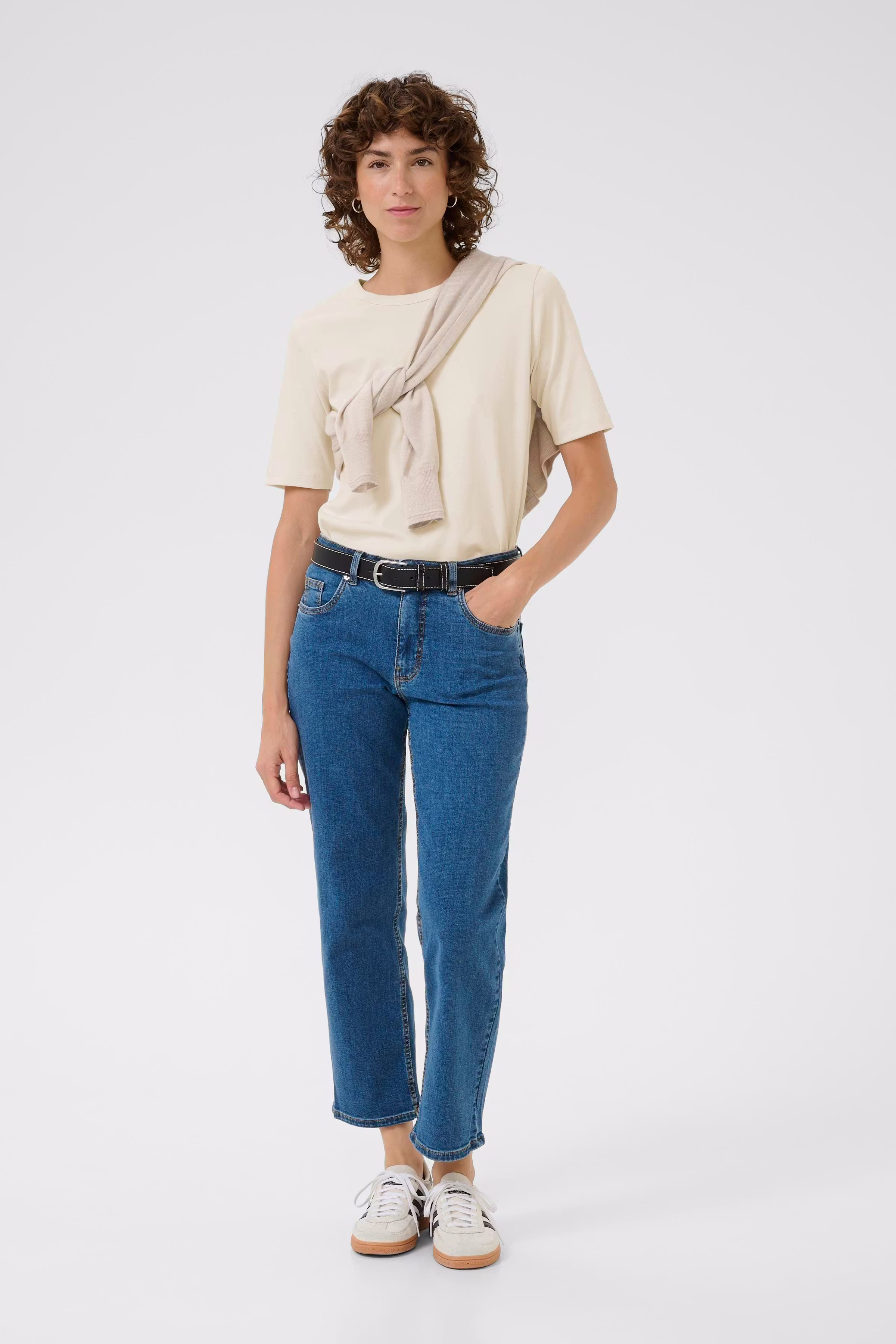 RatanaPW T-shirt LOOKBOOK FRONT 30309870-120304