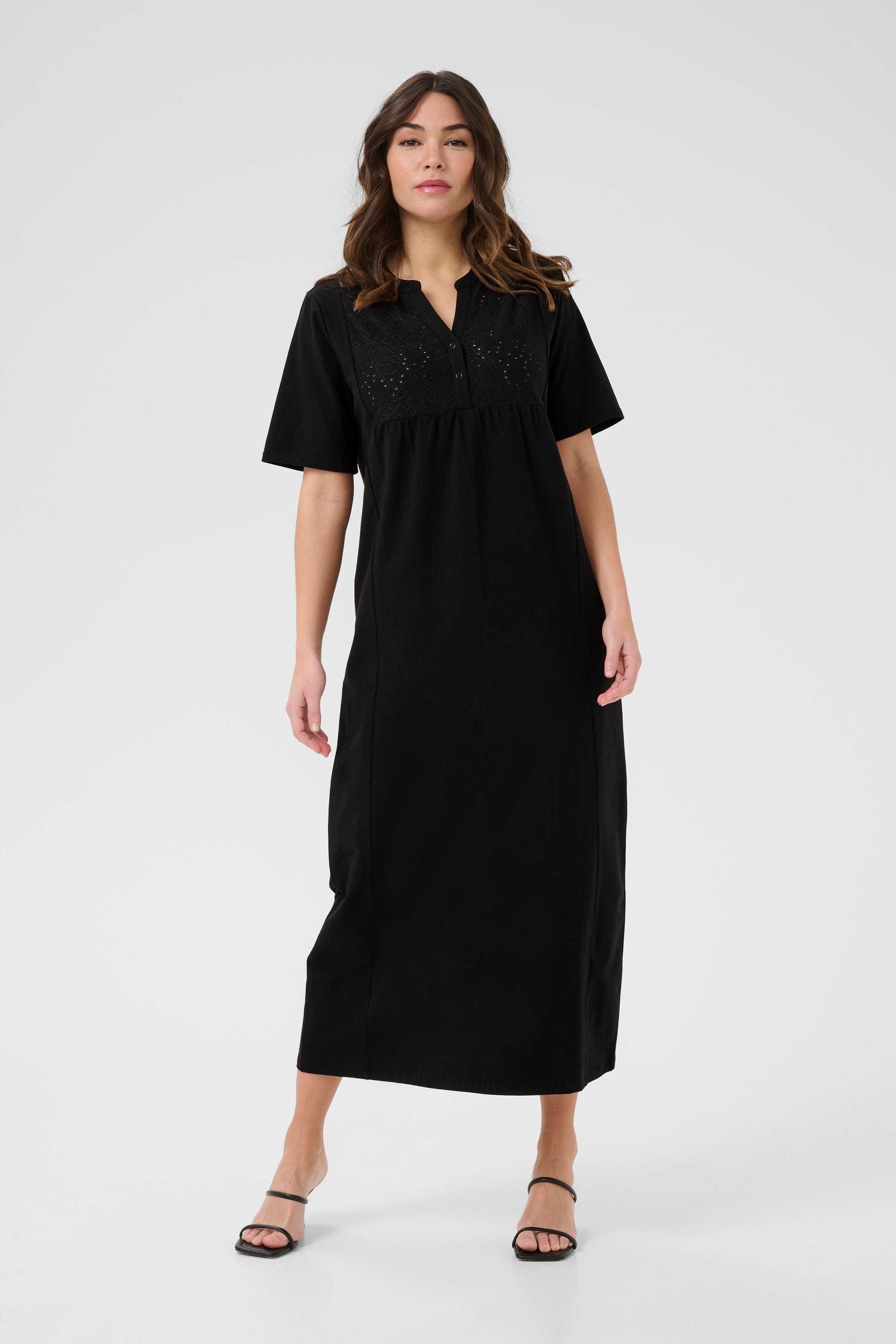 KAmiranda Kleid LOOKBOOK FRONT 10510434-100121