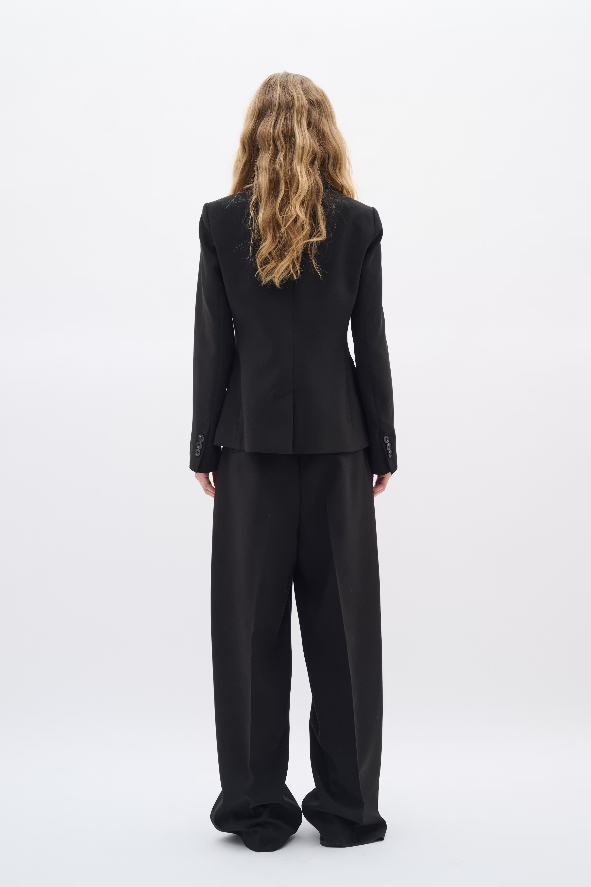 BryelleIW Blazer LOOKBOOK BACK 30110990-194008