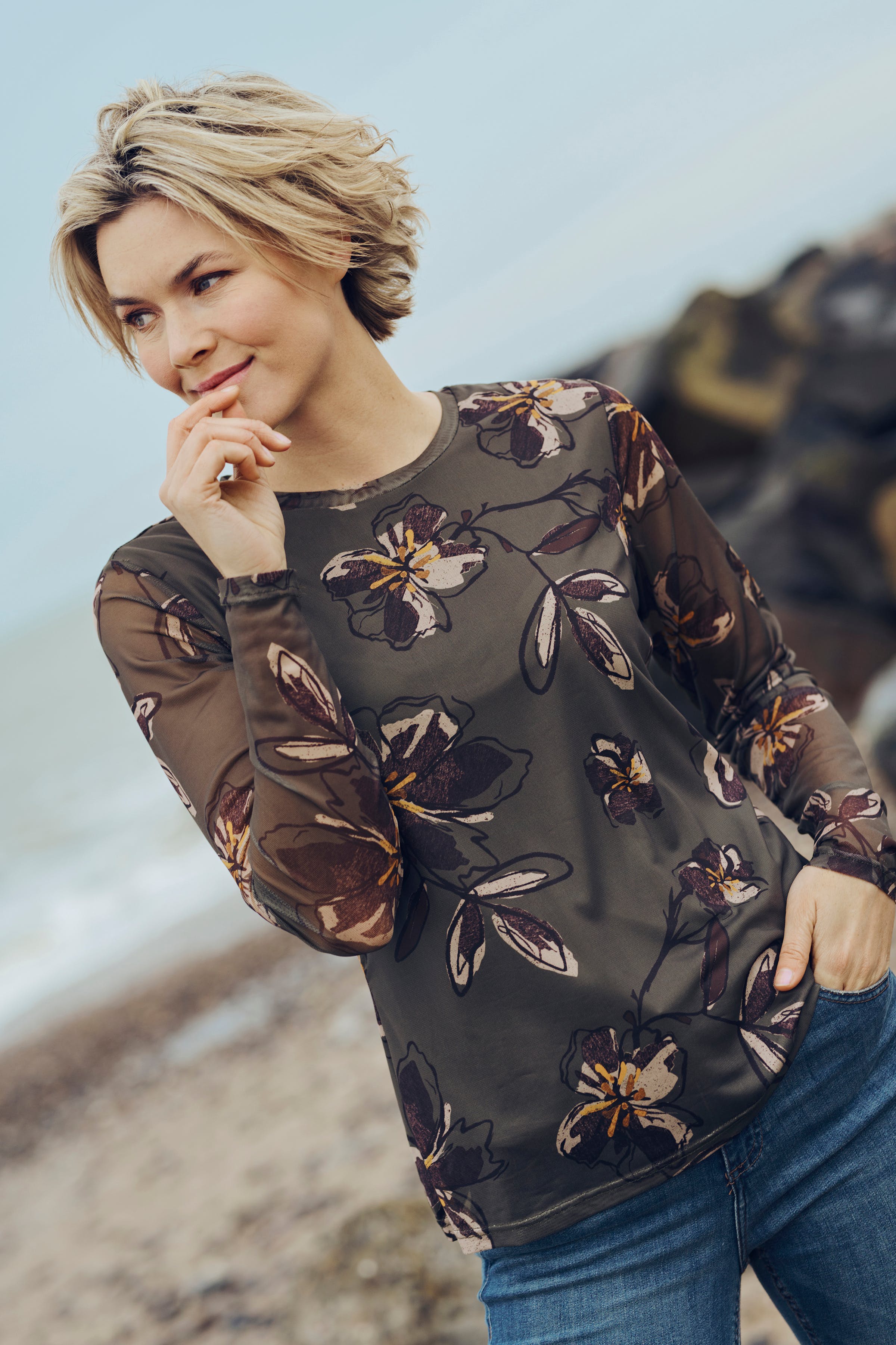 BPjuliane Bluse LOCATION NONE 10590631-105620B