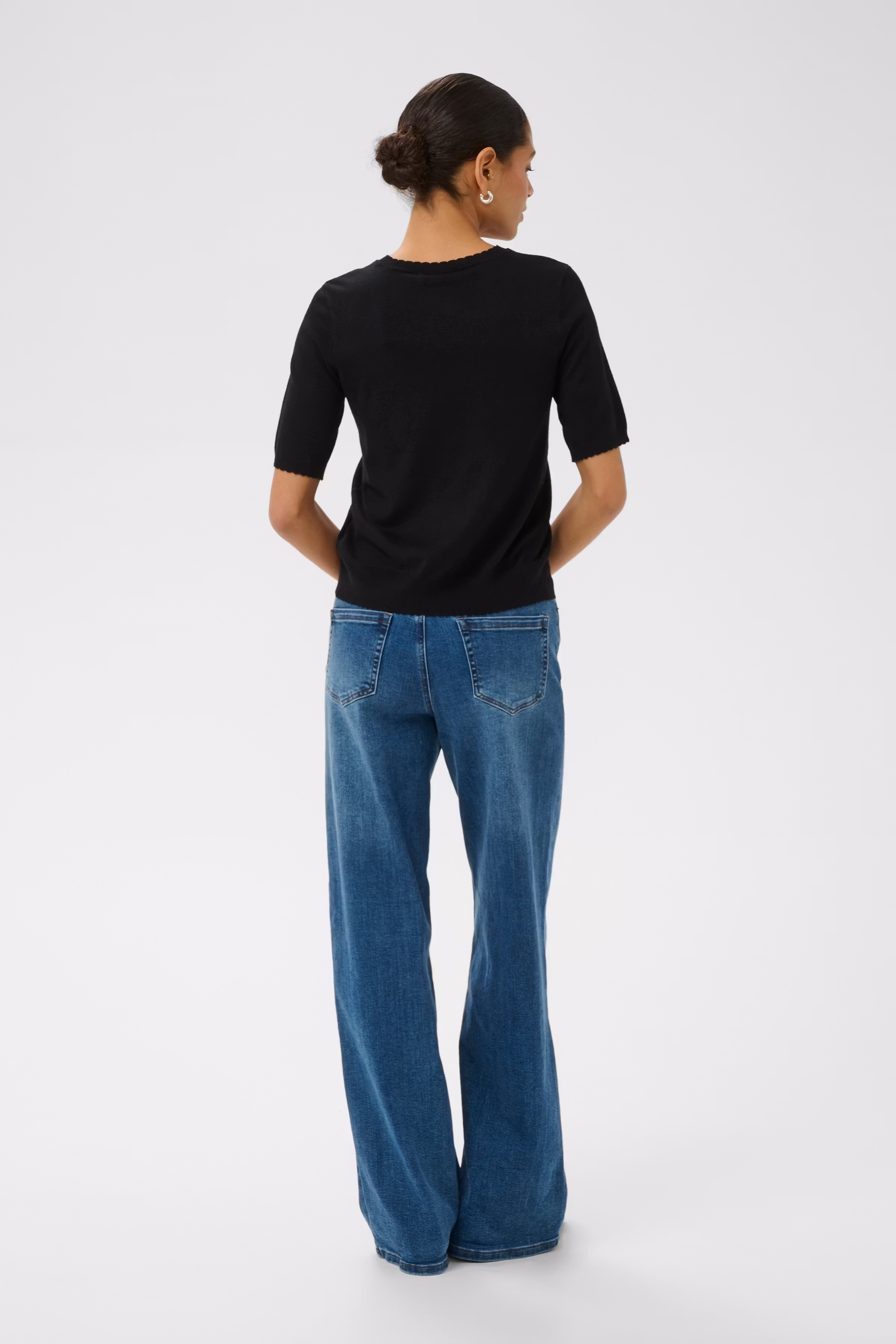 KAlizza Pullover LOOKBOOK BACK 10512464-100121