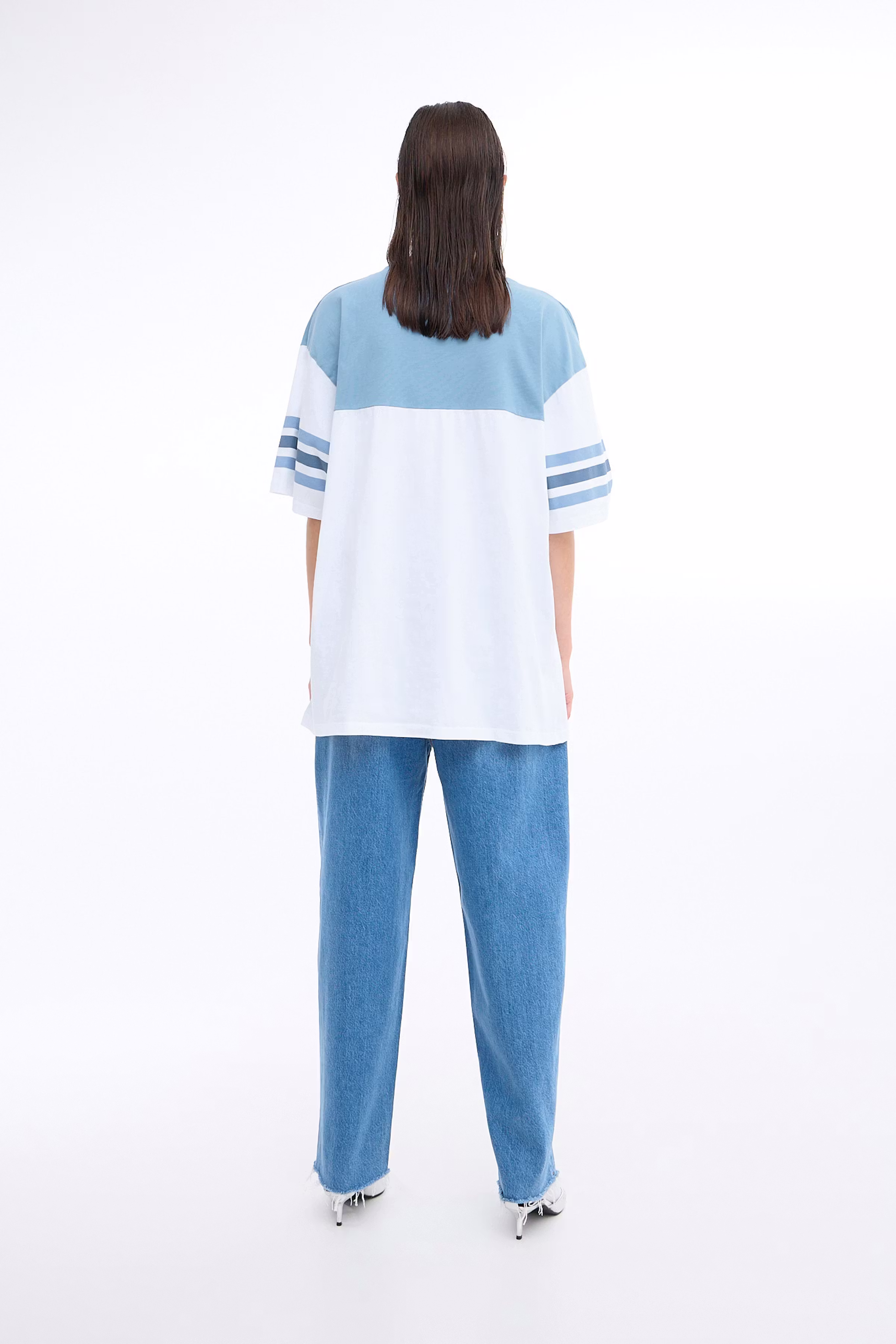 BAADAMS T-shirt LOOKBOOK FRONT 50405013-164021