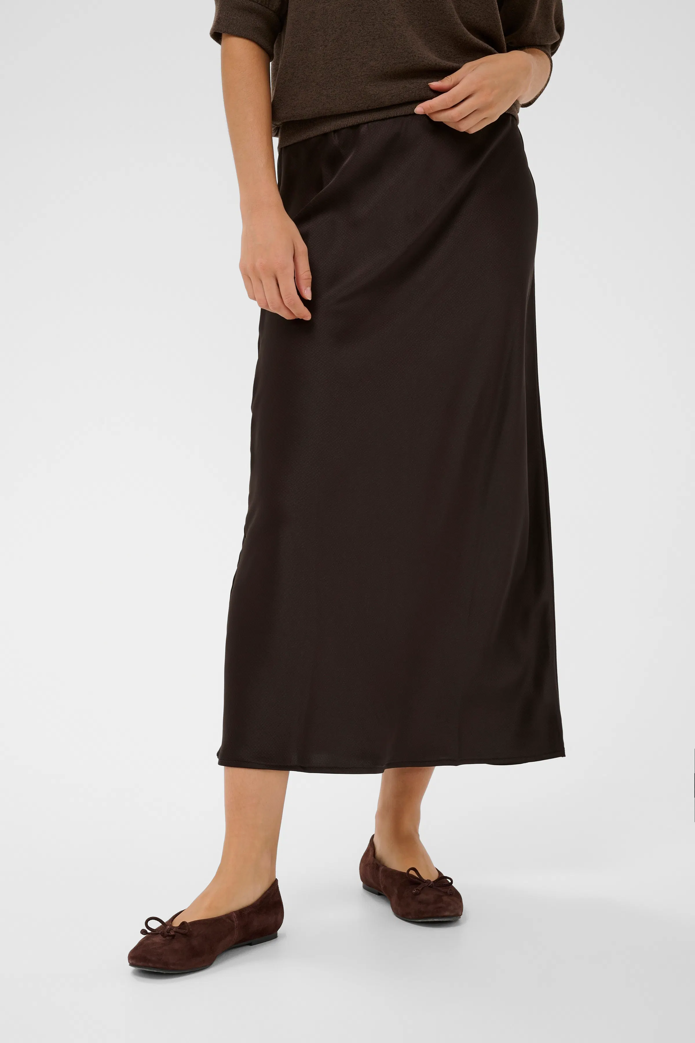 KAlotte Skjørt LOOKBOOK FRONT 10508853-190915