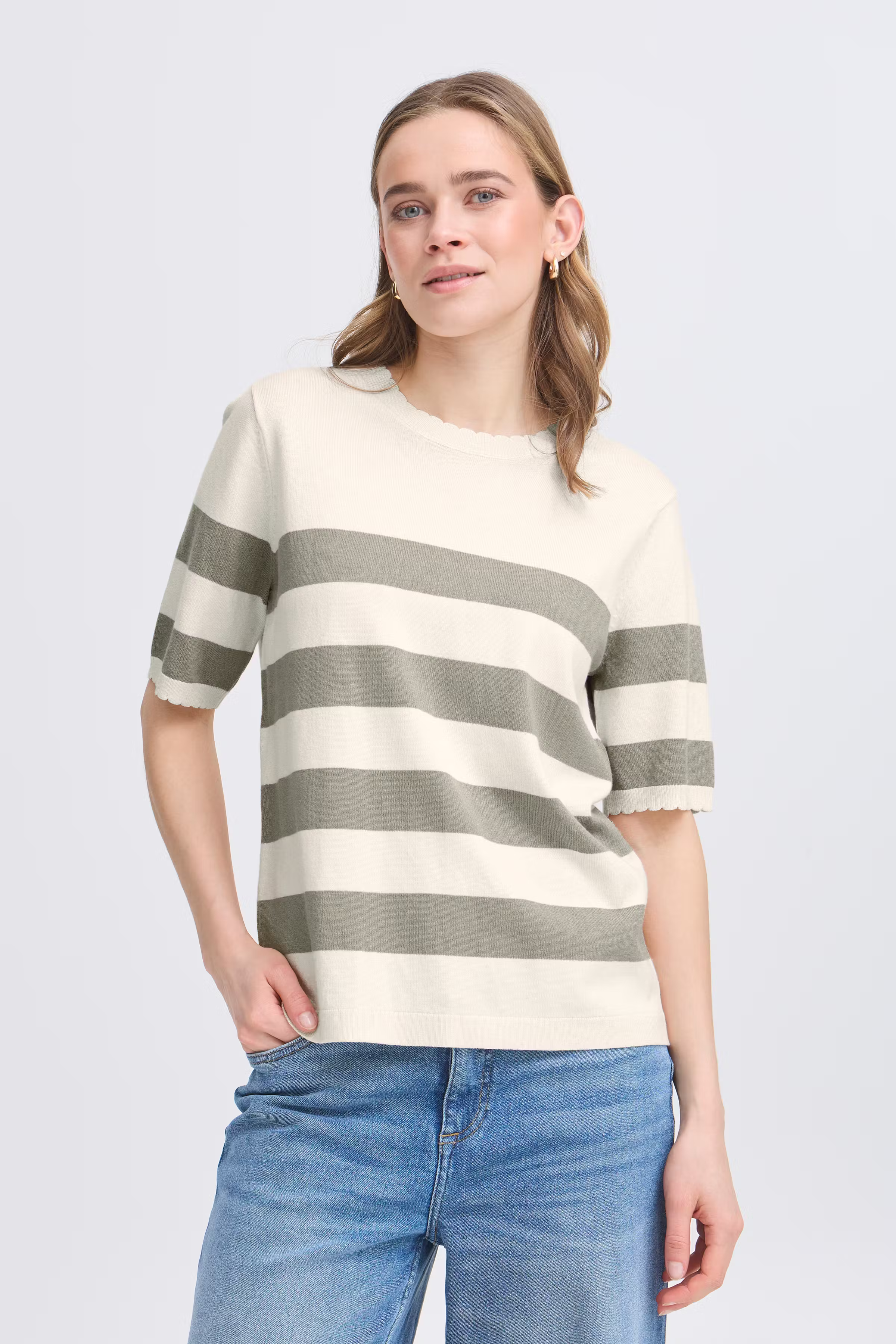 FRCONTRAST Pullover LOOKBOOK FRONT 20616246-205443