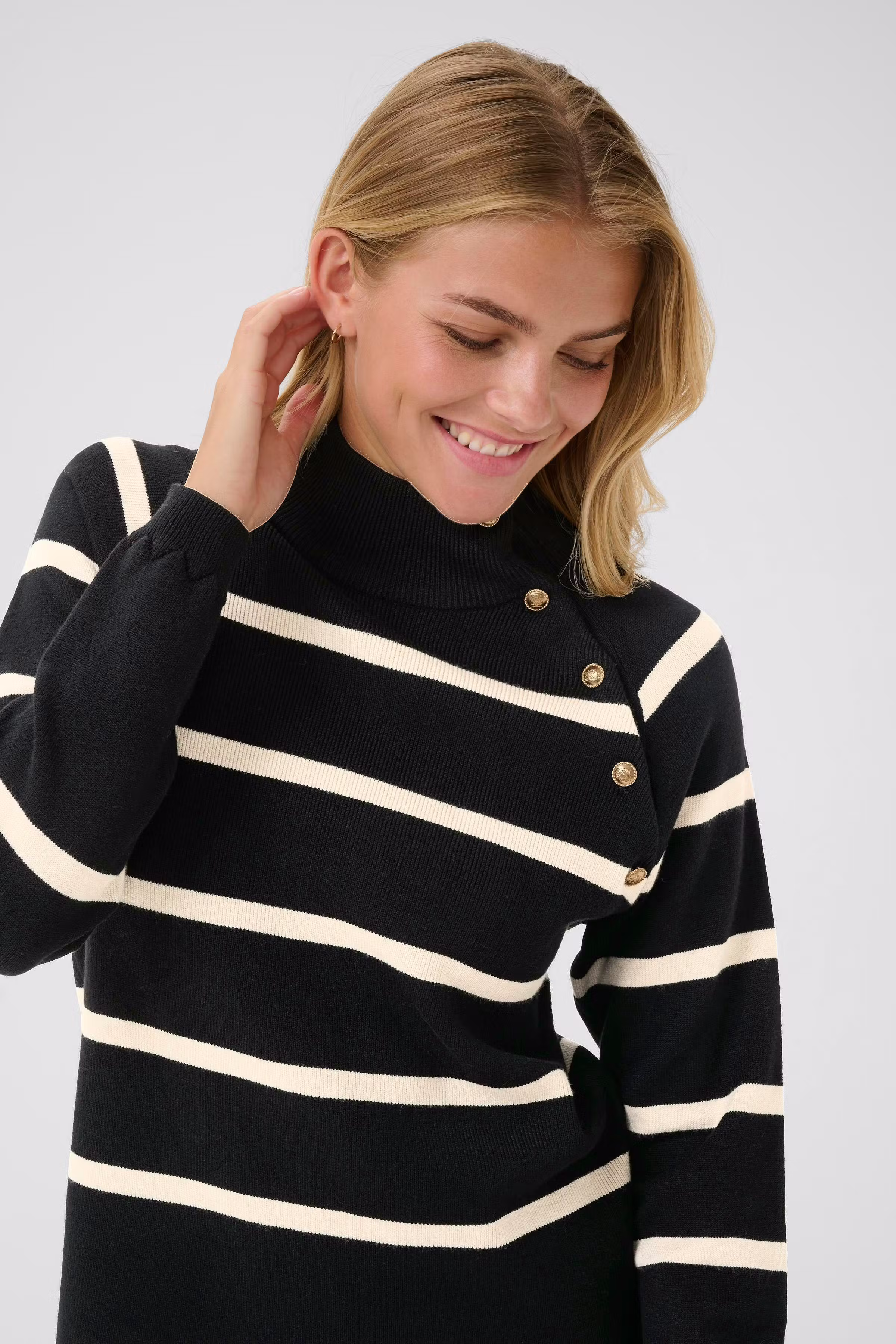 CRDela Pullover LOOKBOOK DETAIL 10614314-107280