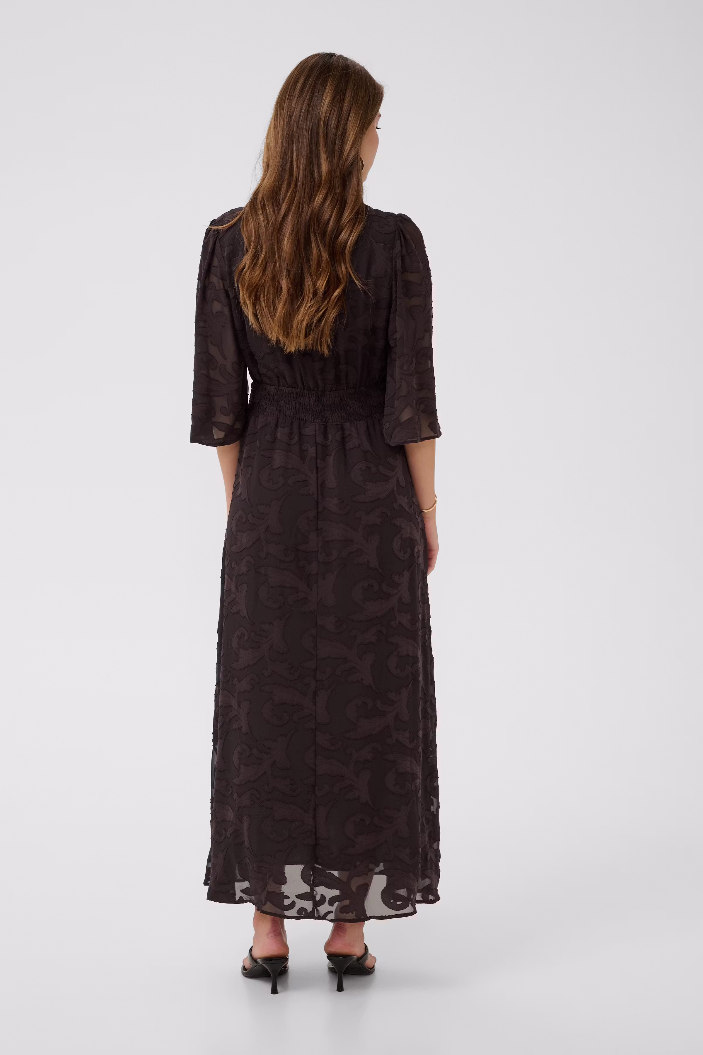 CRMisandra Robe LOOKBOOK BACK 10615271-191110