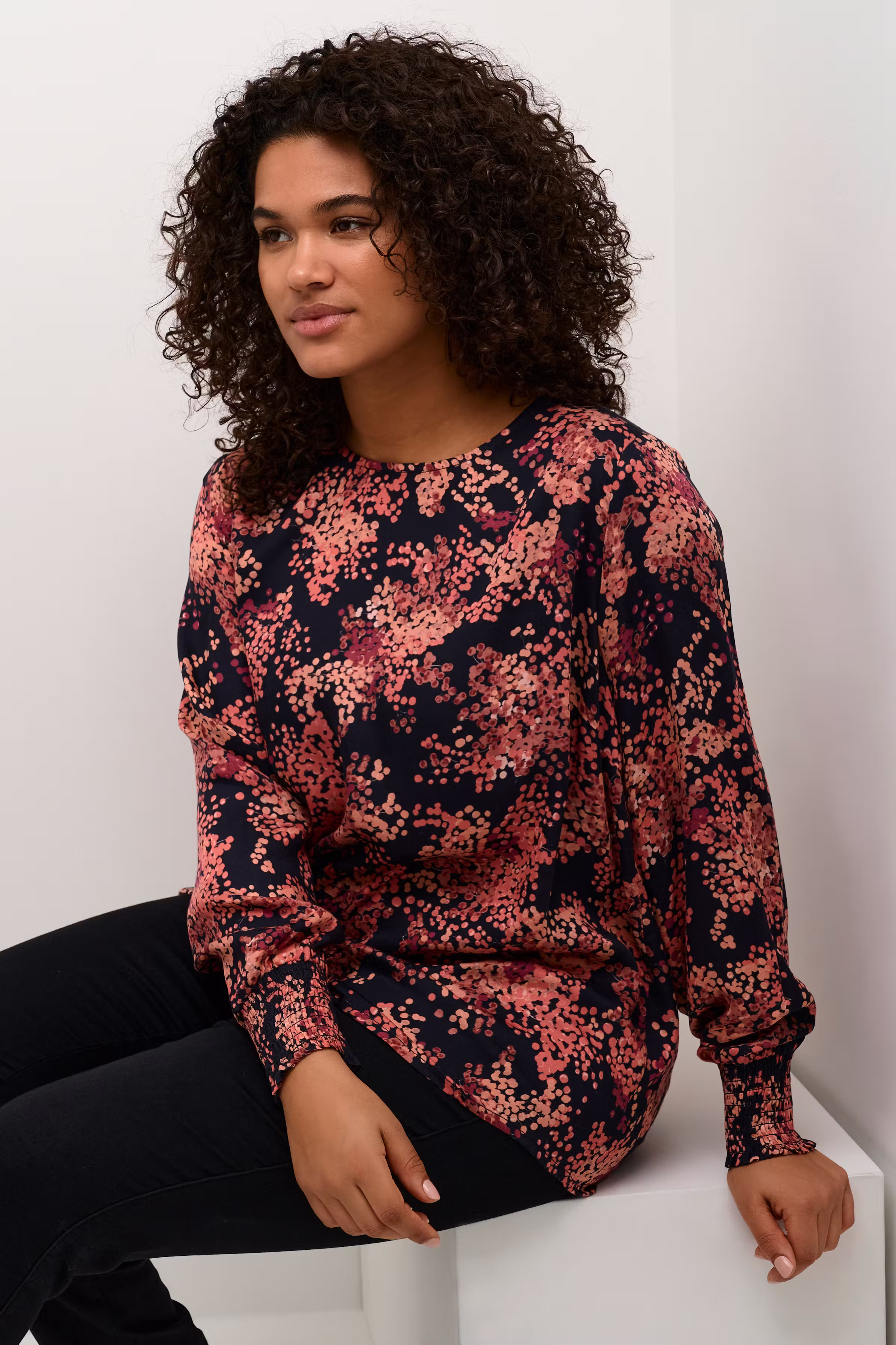 KCjeanetta Bluse LOOKBOOK DETAIL 10582625-103570