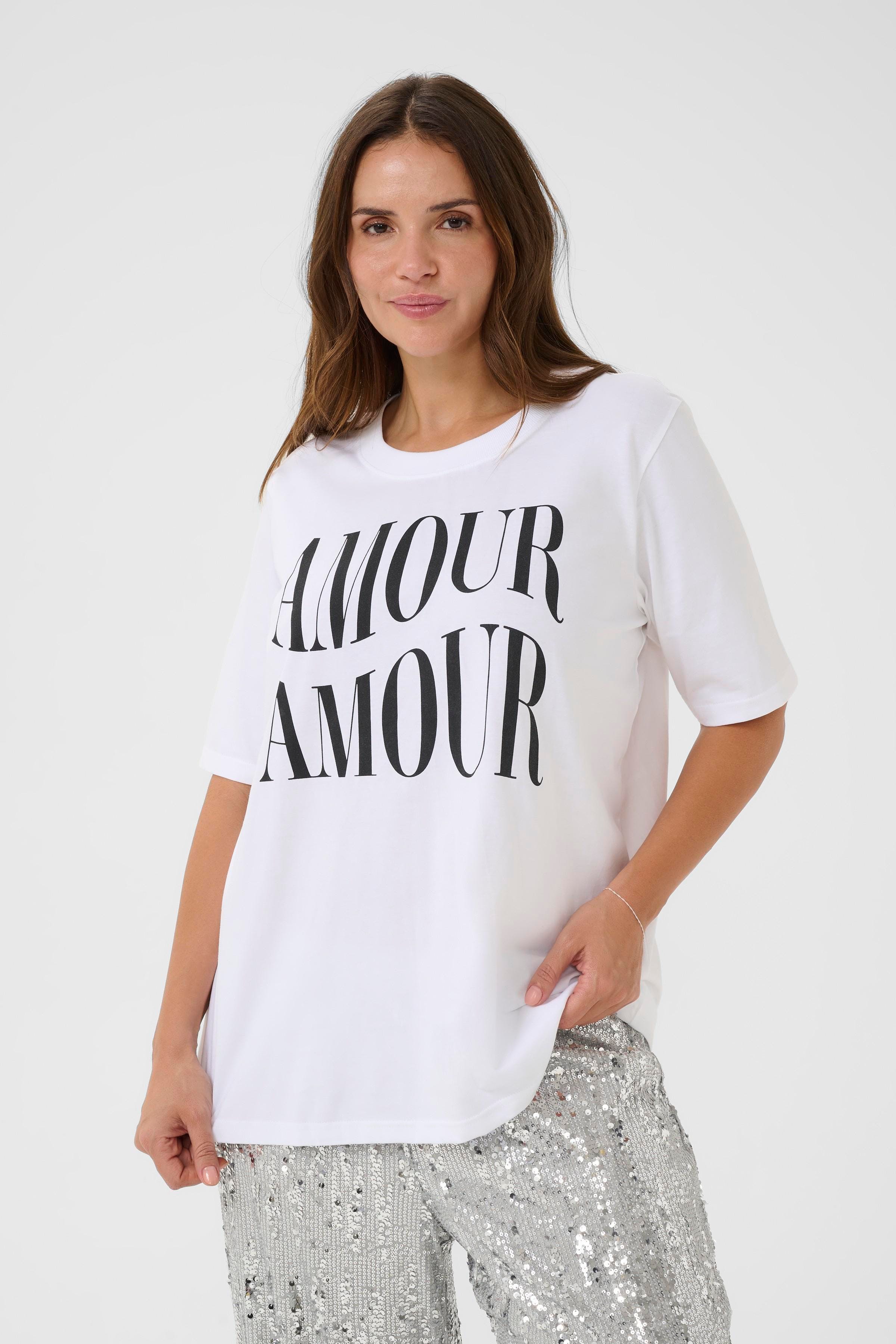 KCchari T-shirt LOOKBOOK FRONT 10584008-110601