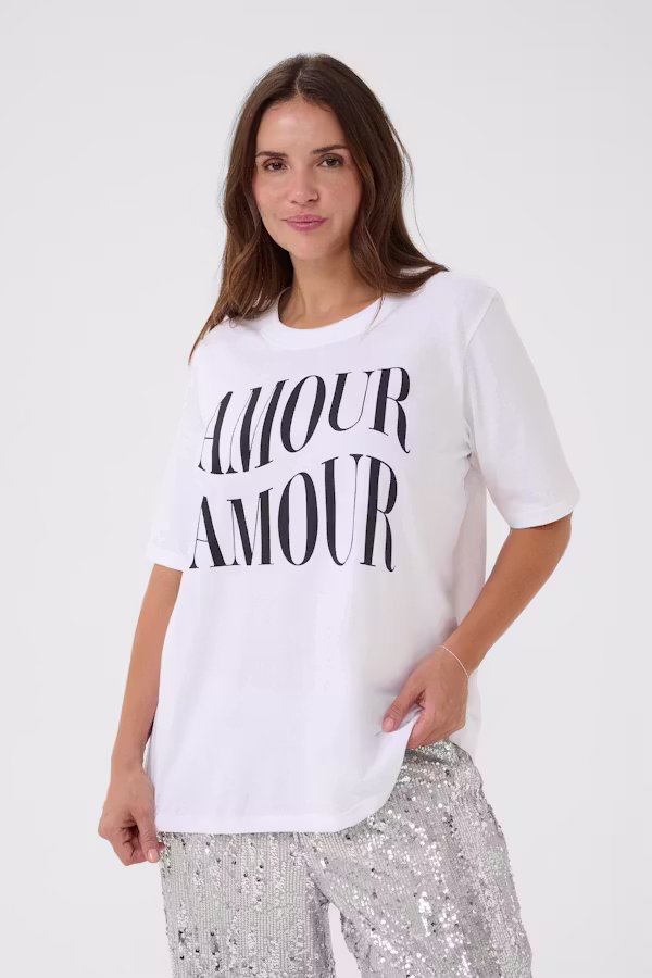 KCchari T-shirt LOOKBOOK FRONT 10584008-110601
