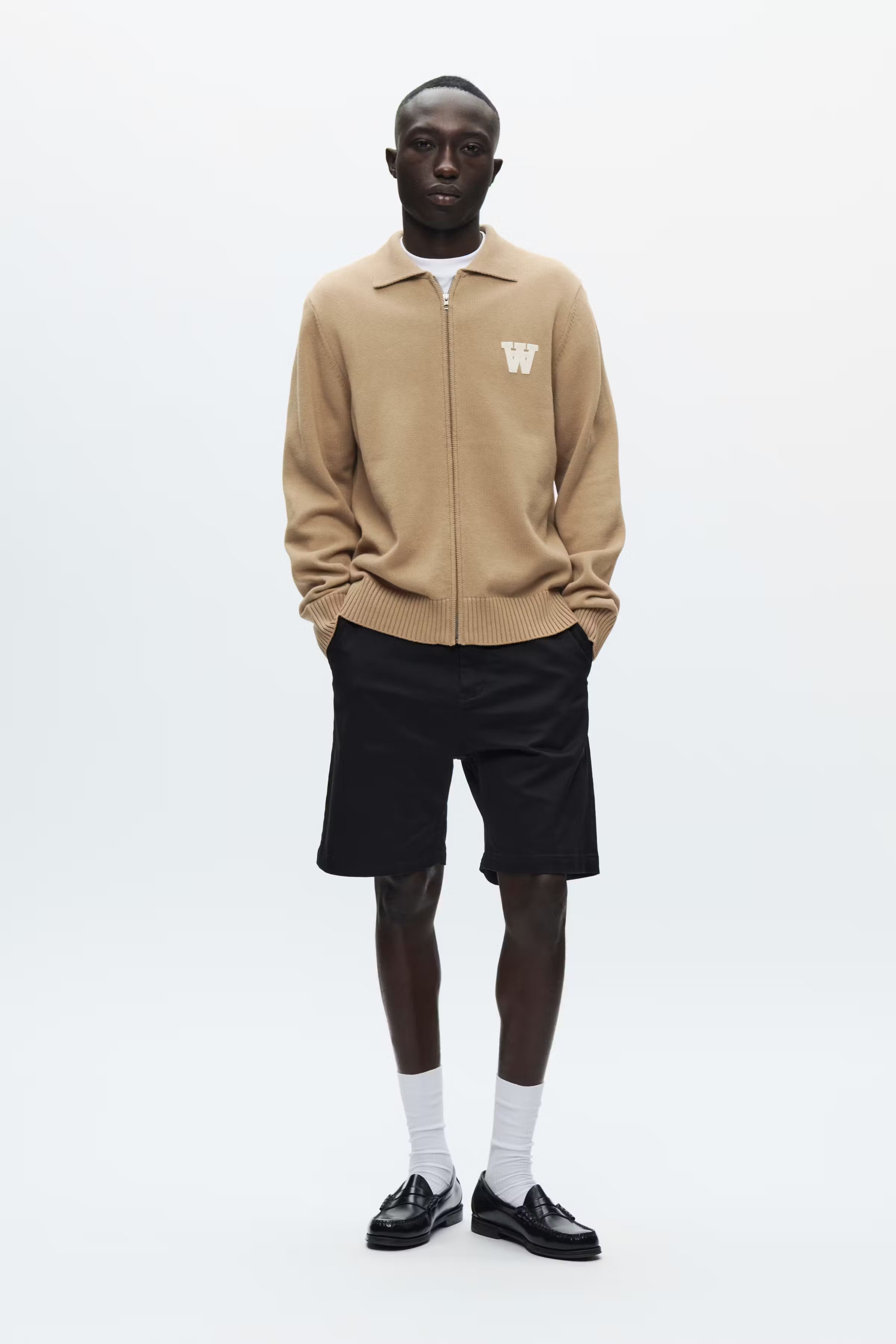 WWTay Cardigan LOOKBOOK FRONT 30251953-181022