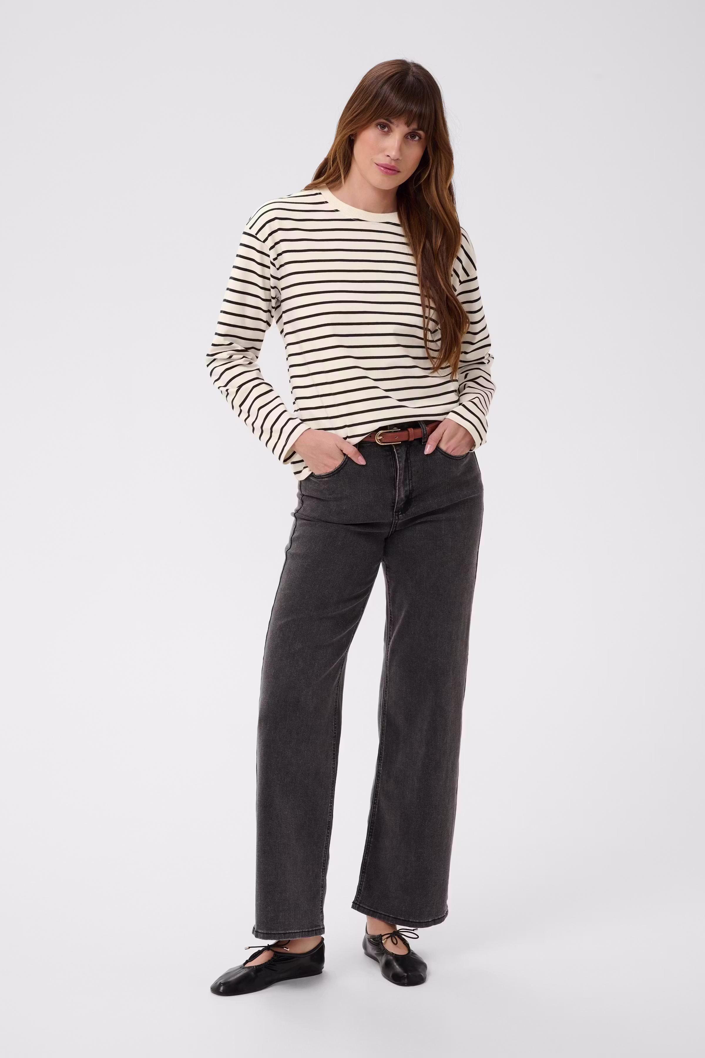 KAwinny T-shirt LOOKBOOK FRONT 10507727-104655