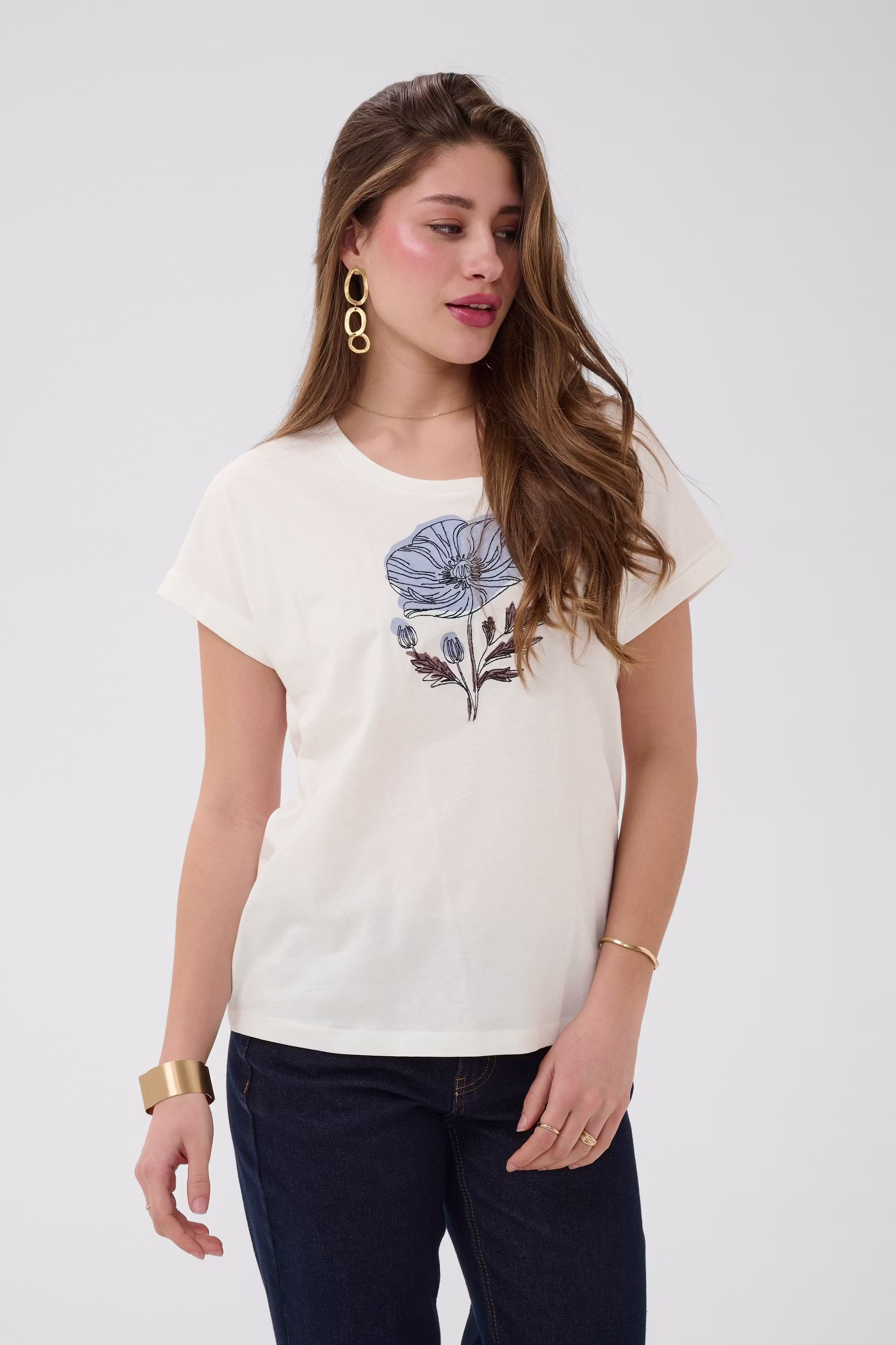 CRMunni T-shirt LOOKBOOK FRONT 10615231-109684