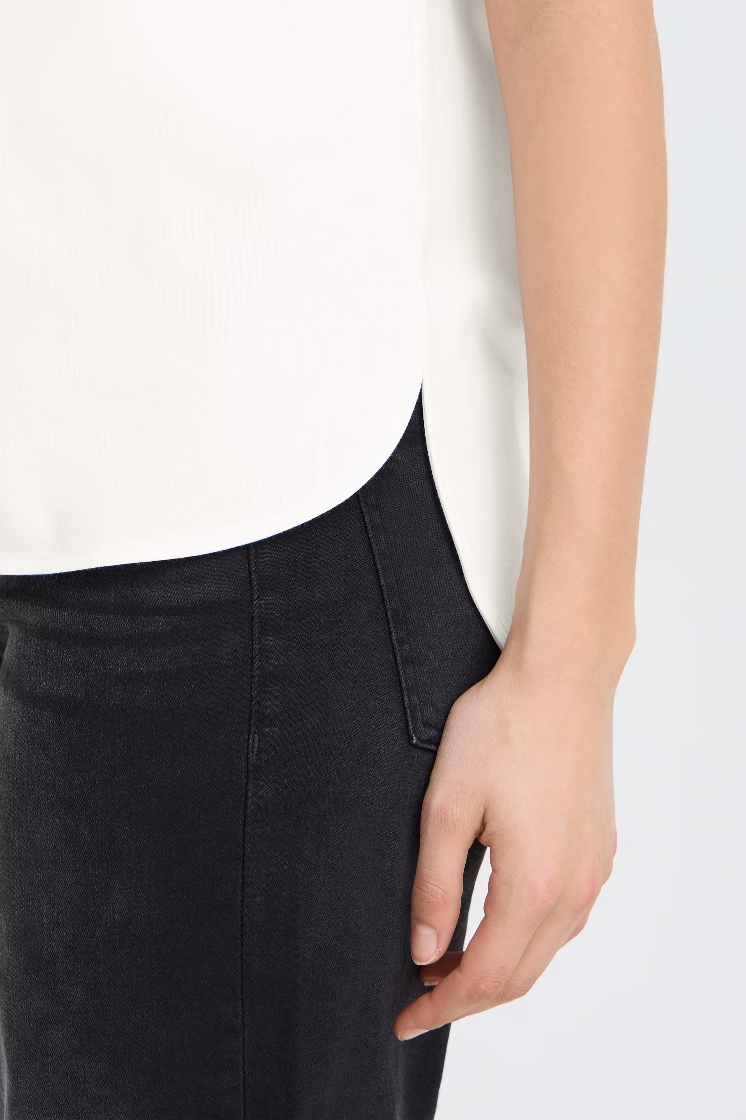 IHREBELLY T-shirt LOOKBOOK DETAIL 20125199-114201