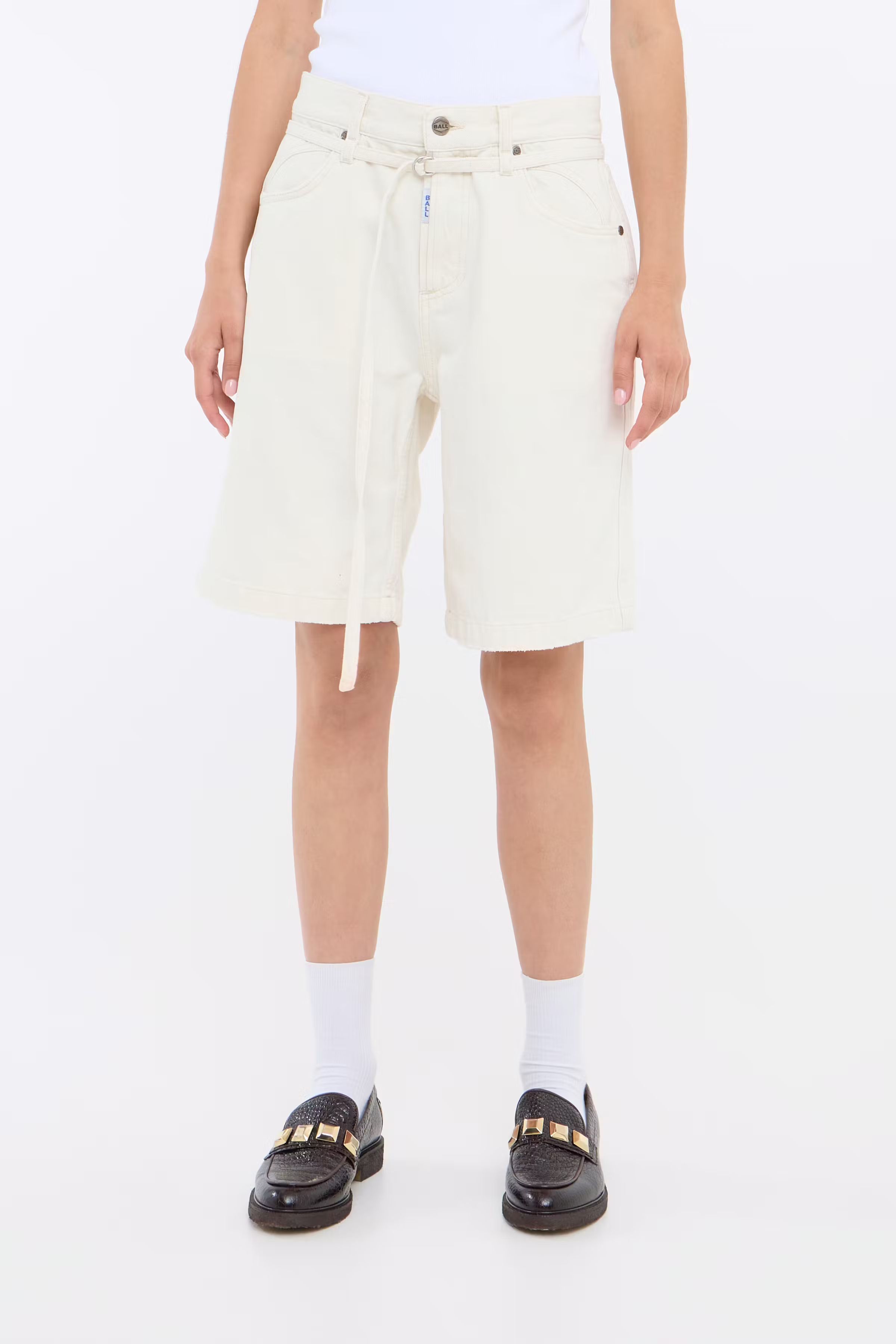 BALUCIA Shorts LOOKBOOK FRONT 50405230-130905