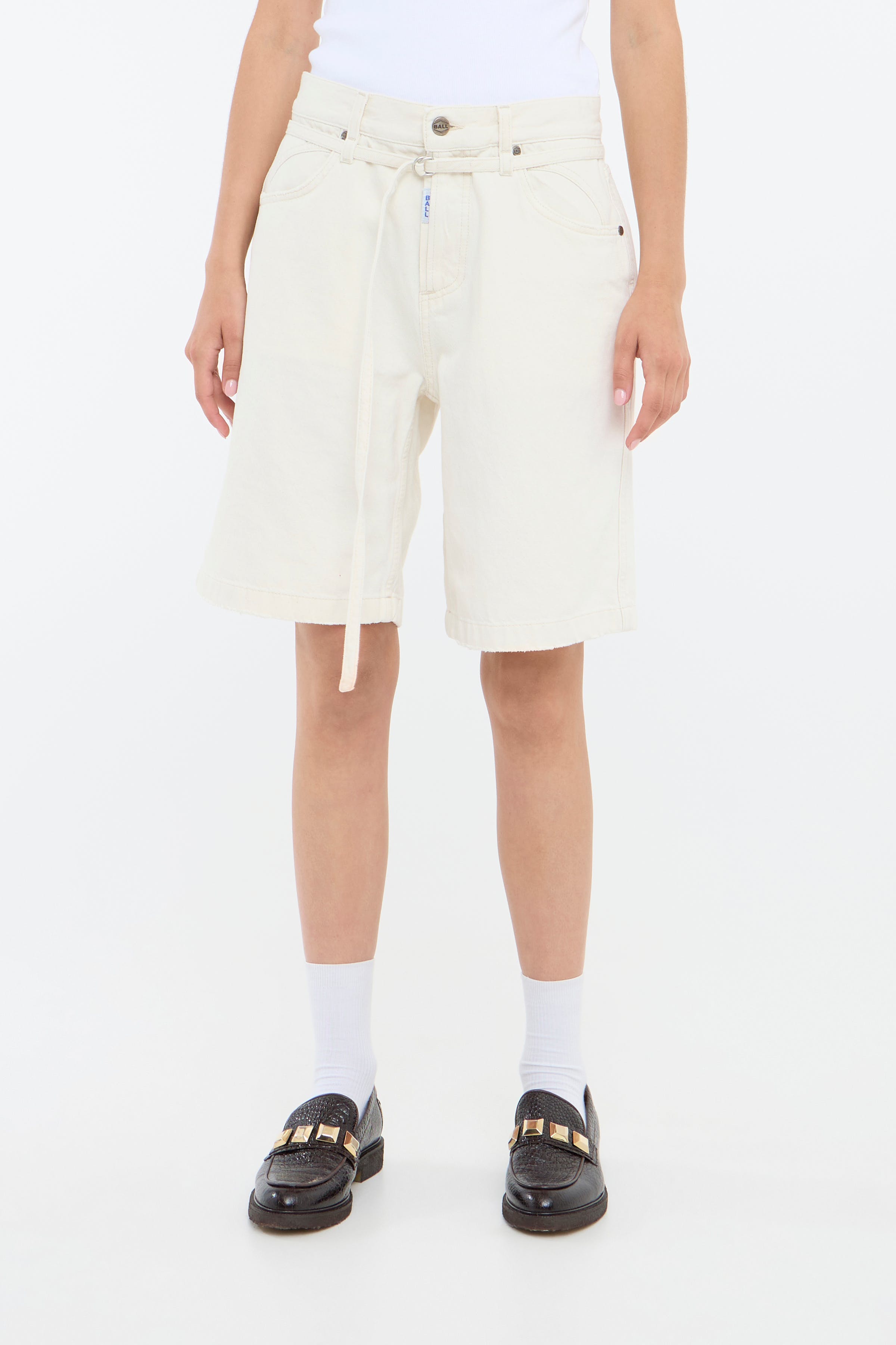 BALUCIA Shorts LOOKBOOK FRONT 50405230-130905