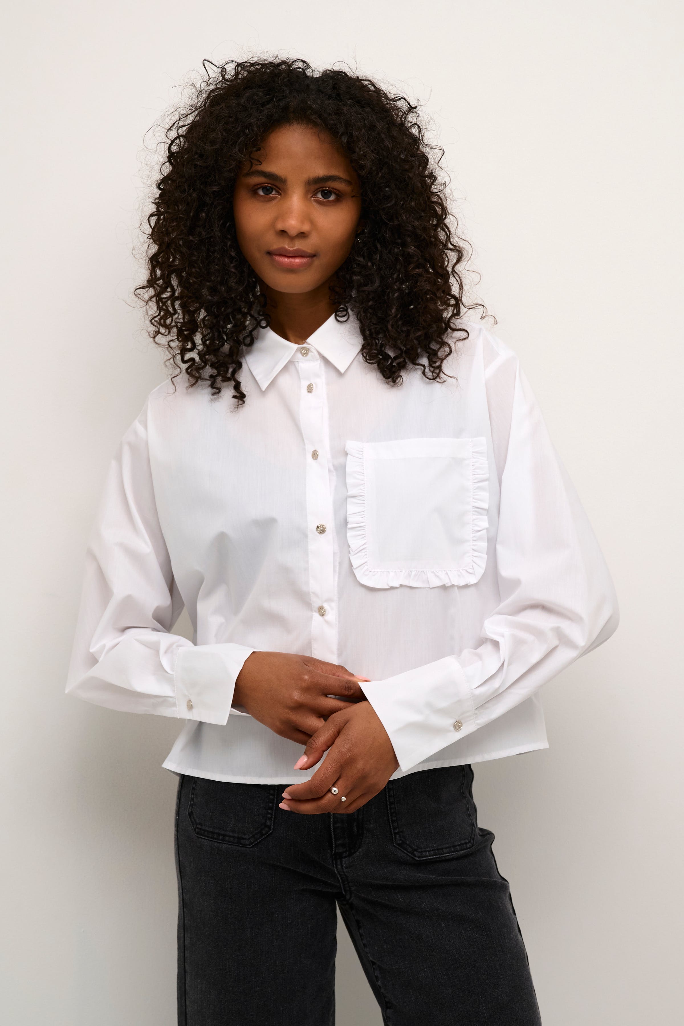 KAemma Shirt LOOKBOOK FRONT 10509426-110601
