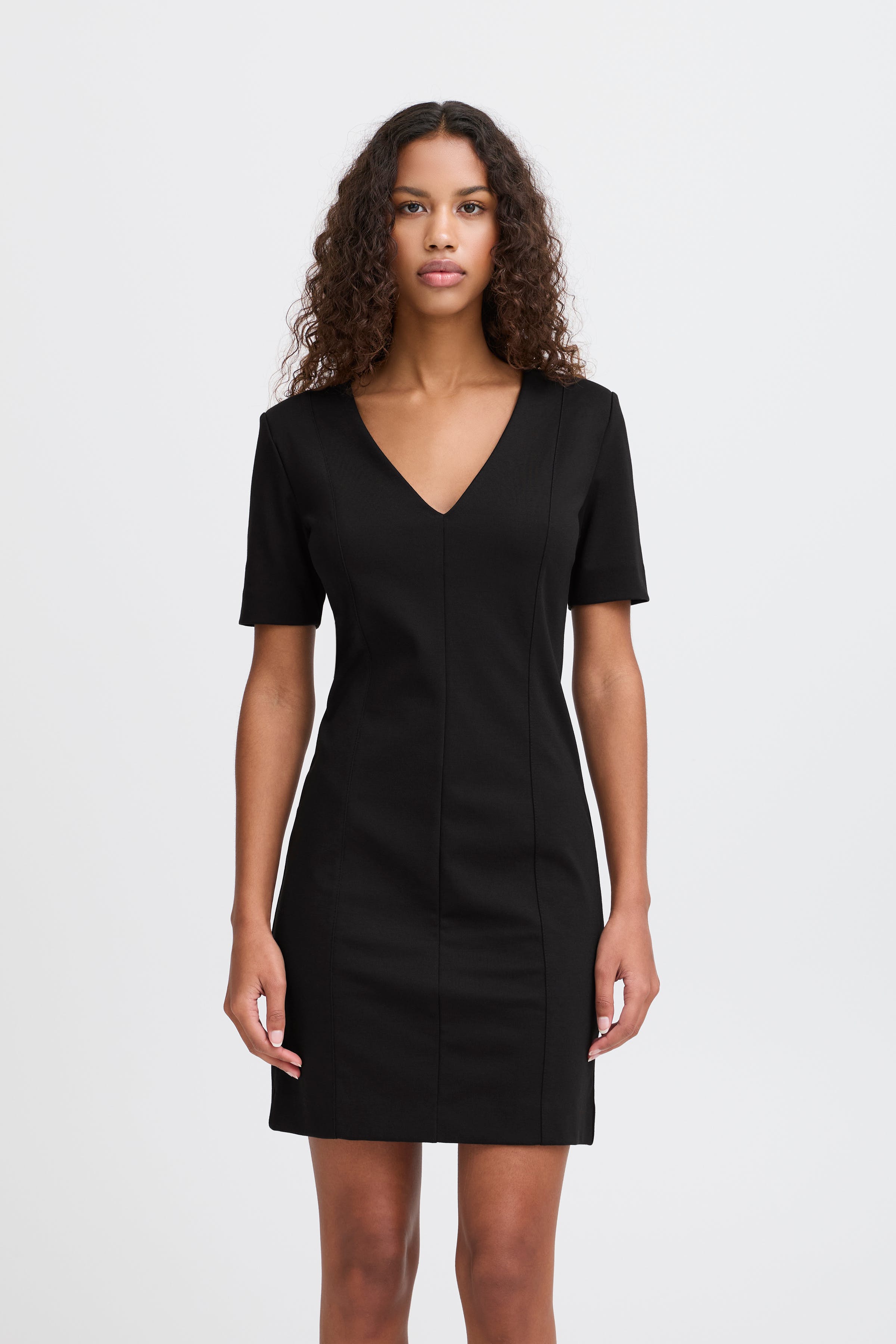 IHKALA Dress LOOKBOOK FRONT 20122811-194008