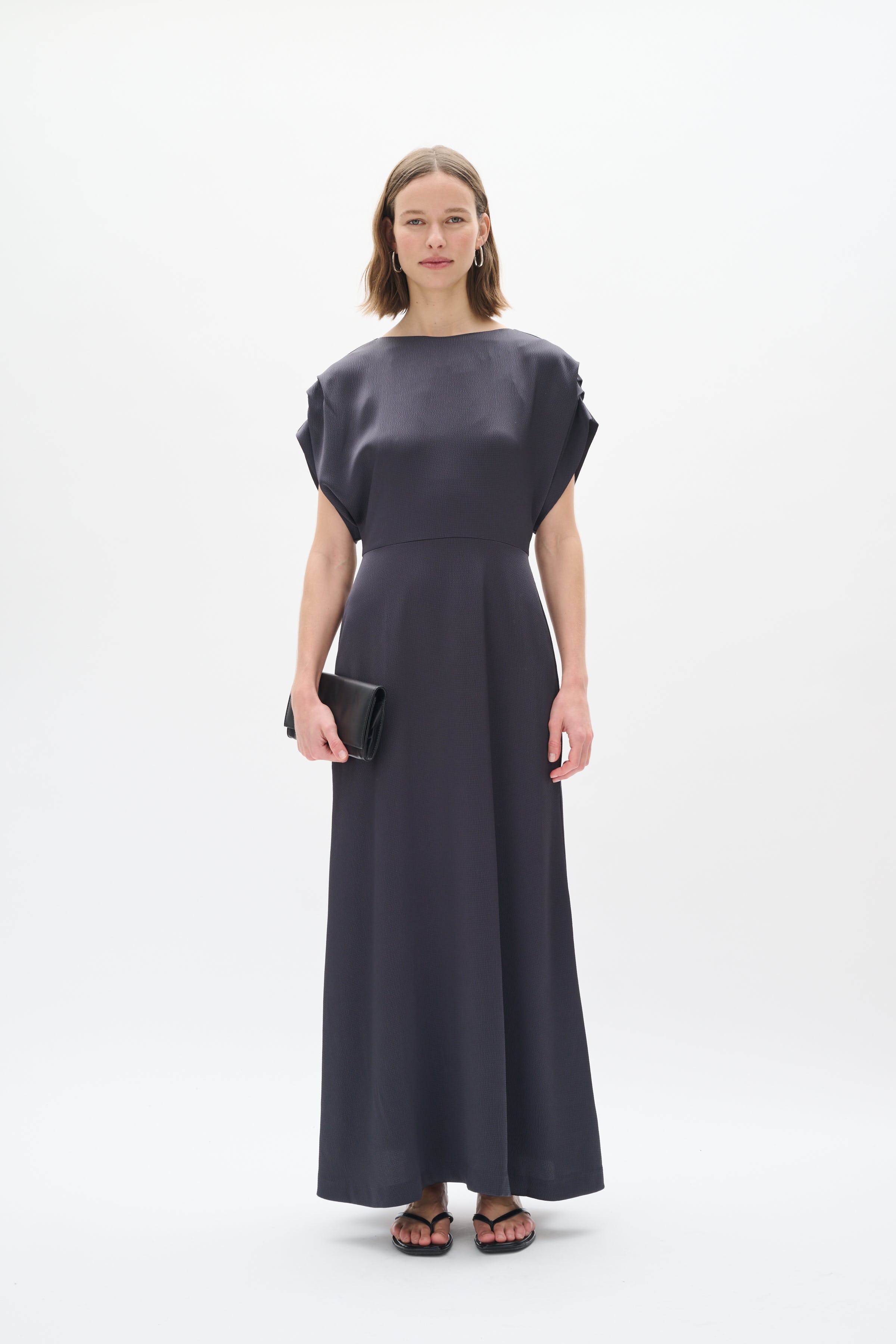 DakariIW Kjole LOOKBOOK FRONT 30110837-193908