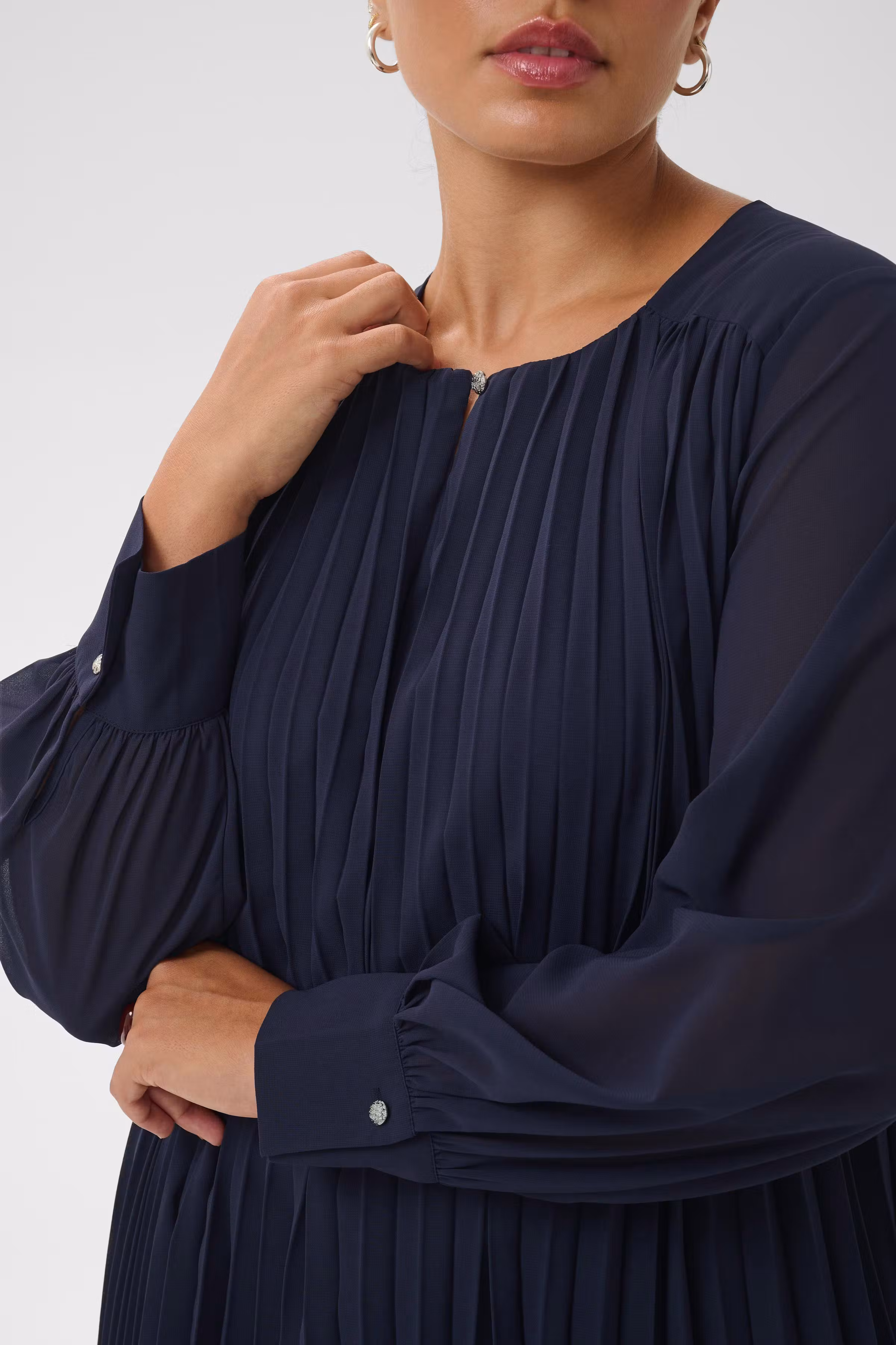 KCeliana Blouse LOOKBOOK DETAIL 10584588-193927