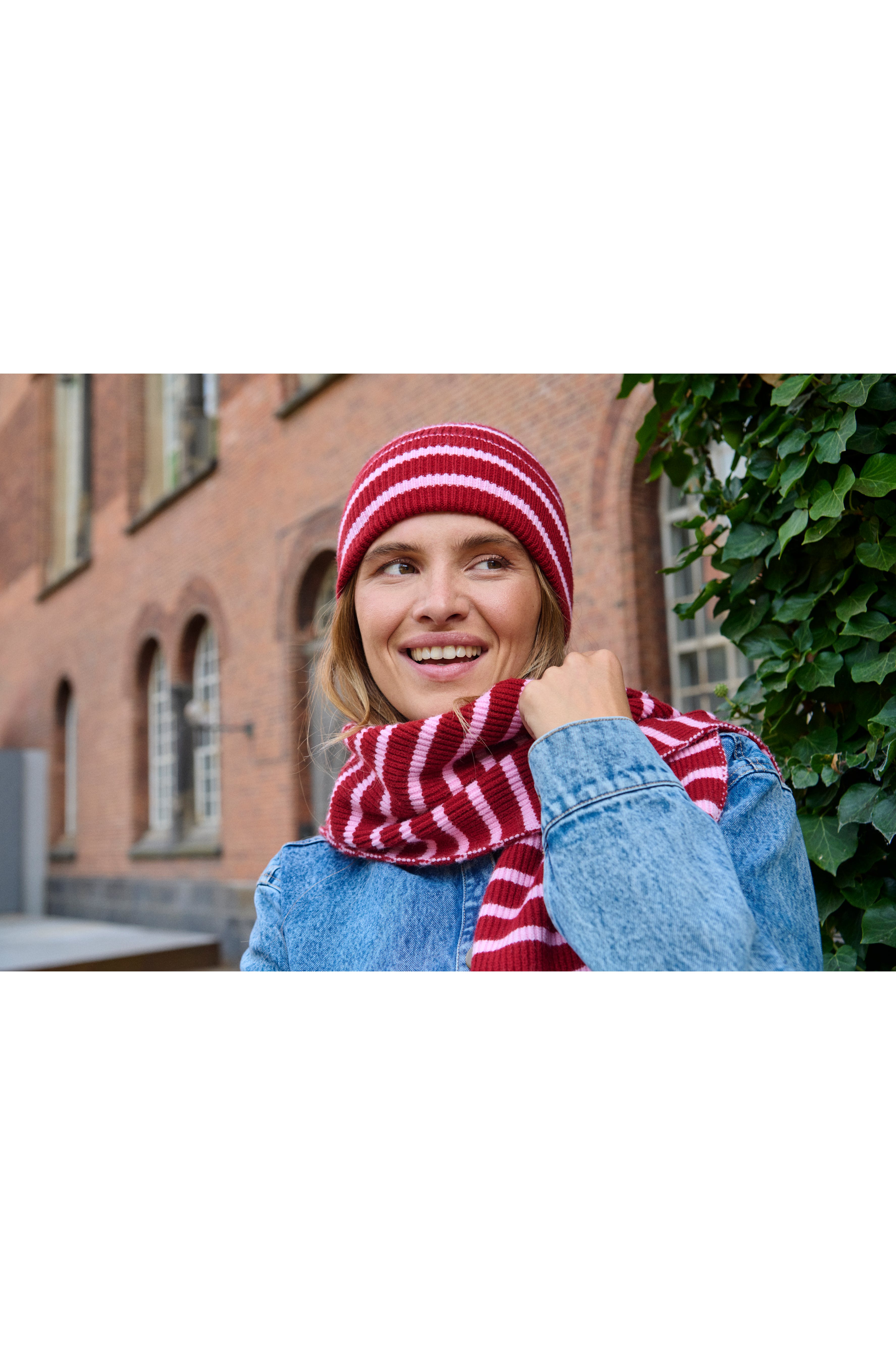 AfbiSZ Hatt LOCATION NONE 30514178-191755