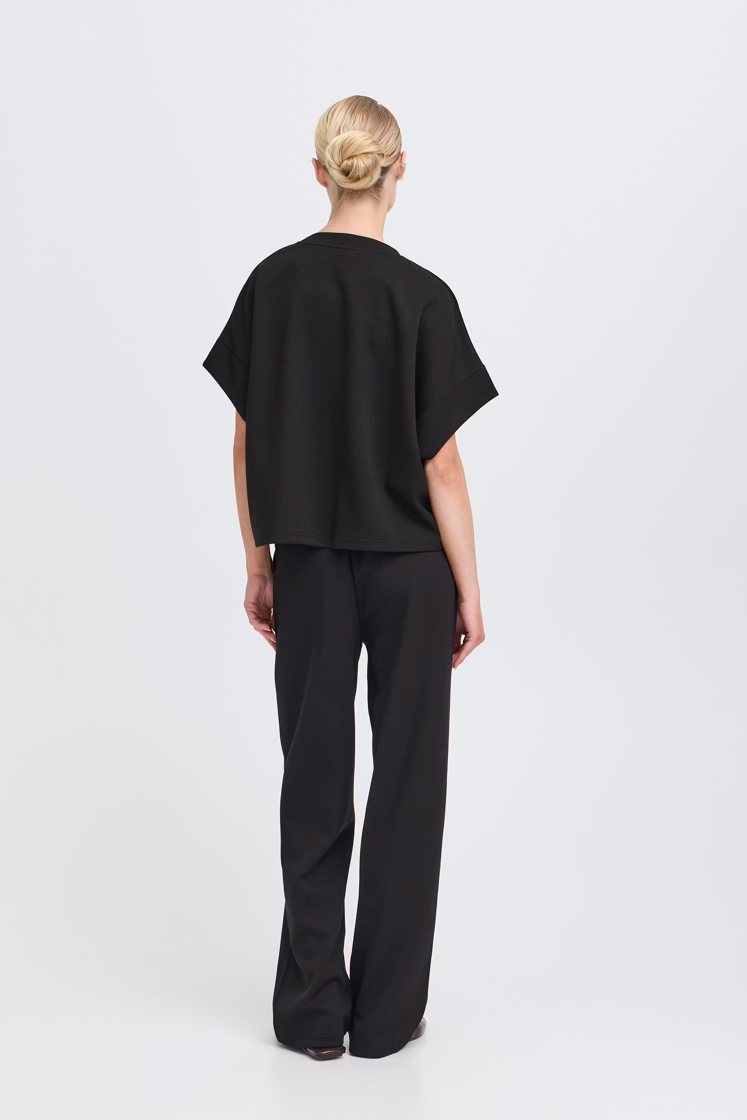 BYPUSTI Sweatshirt LOOKBOOK BACK 20817178-200451