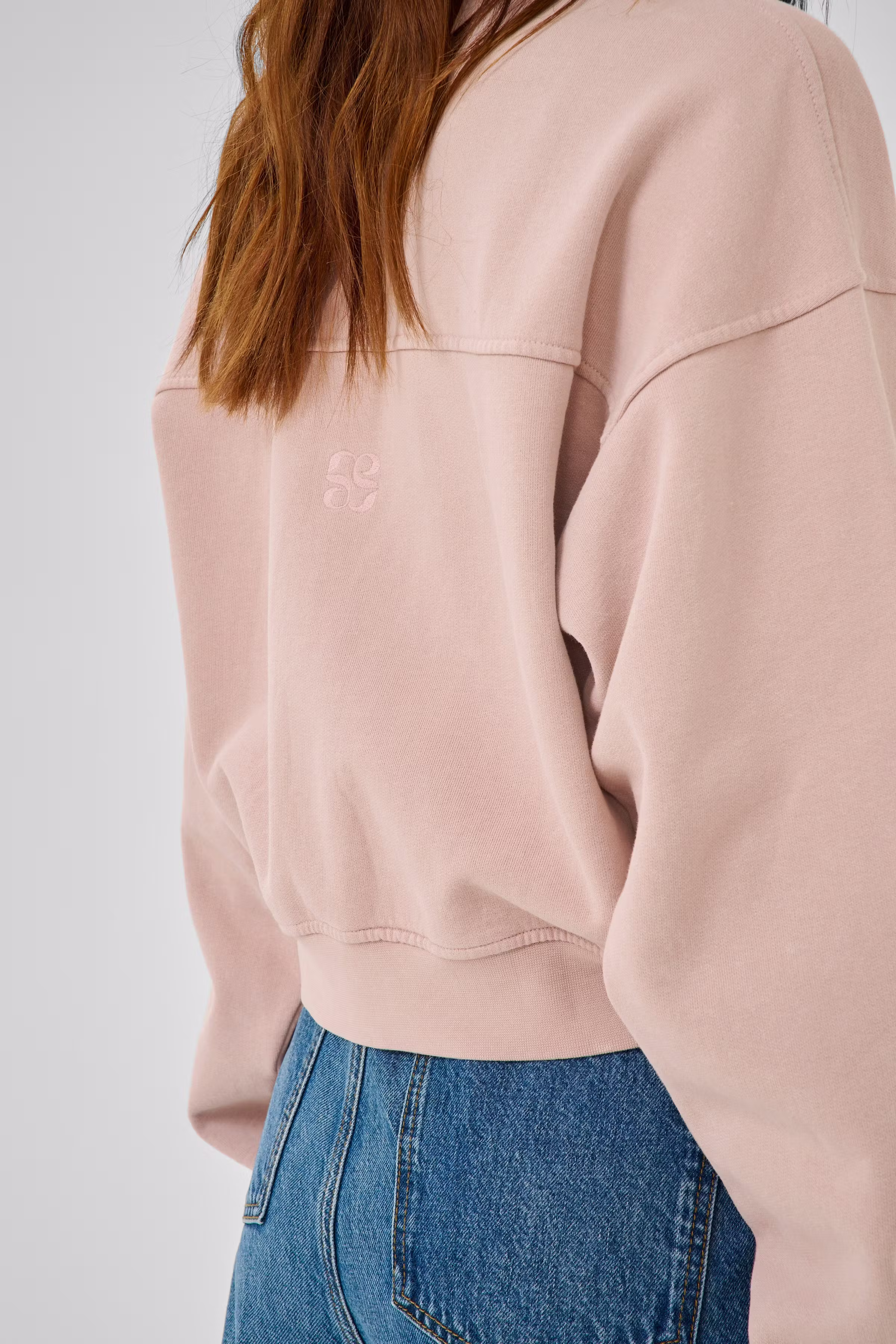 MetaMW Sweatshirt LOOKBOOK DETAIL 10705247-109263