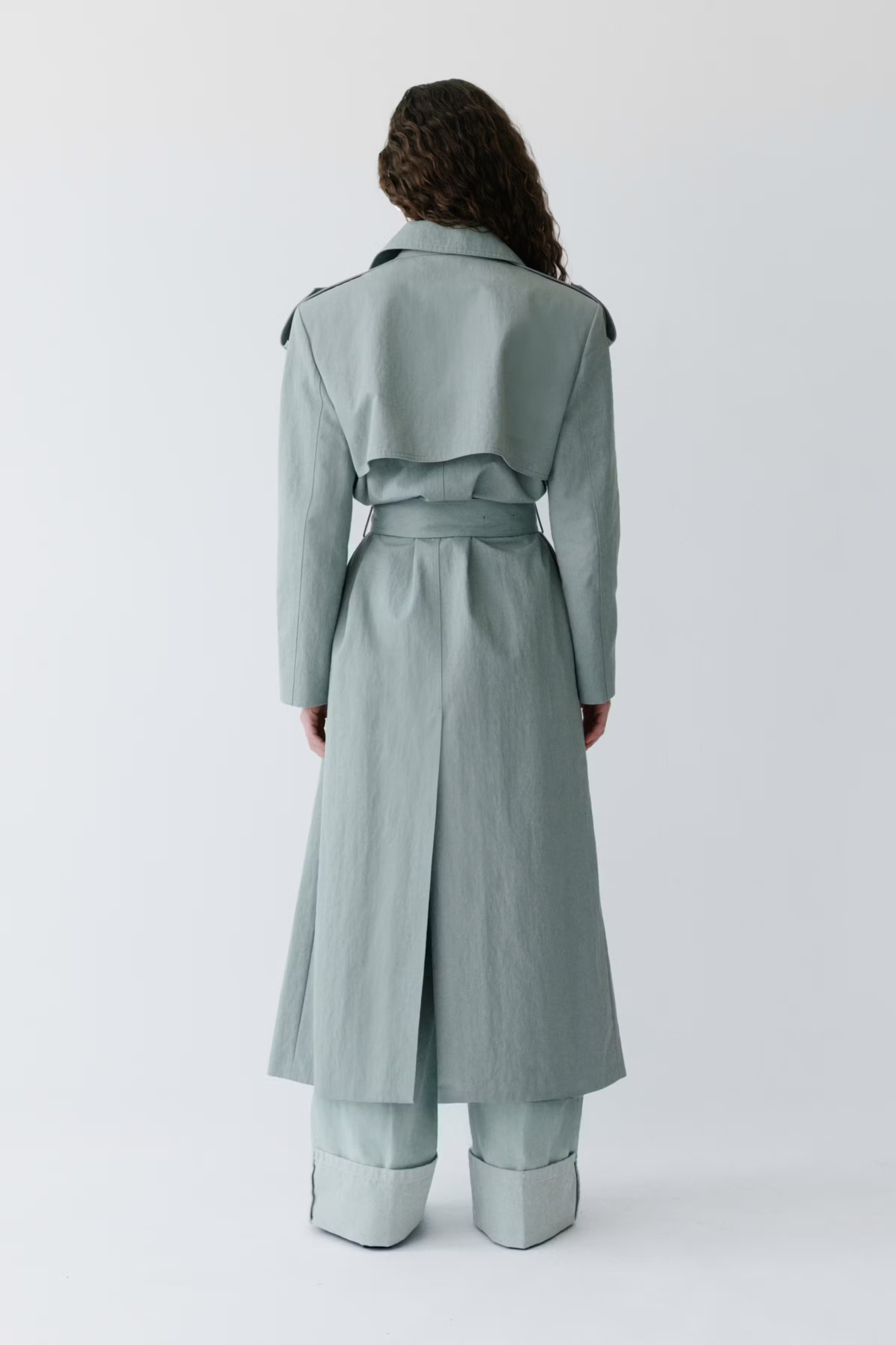 CODIE Coat LOOKBOOK BACK 30600572-GR557