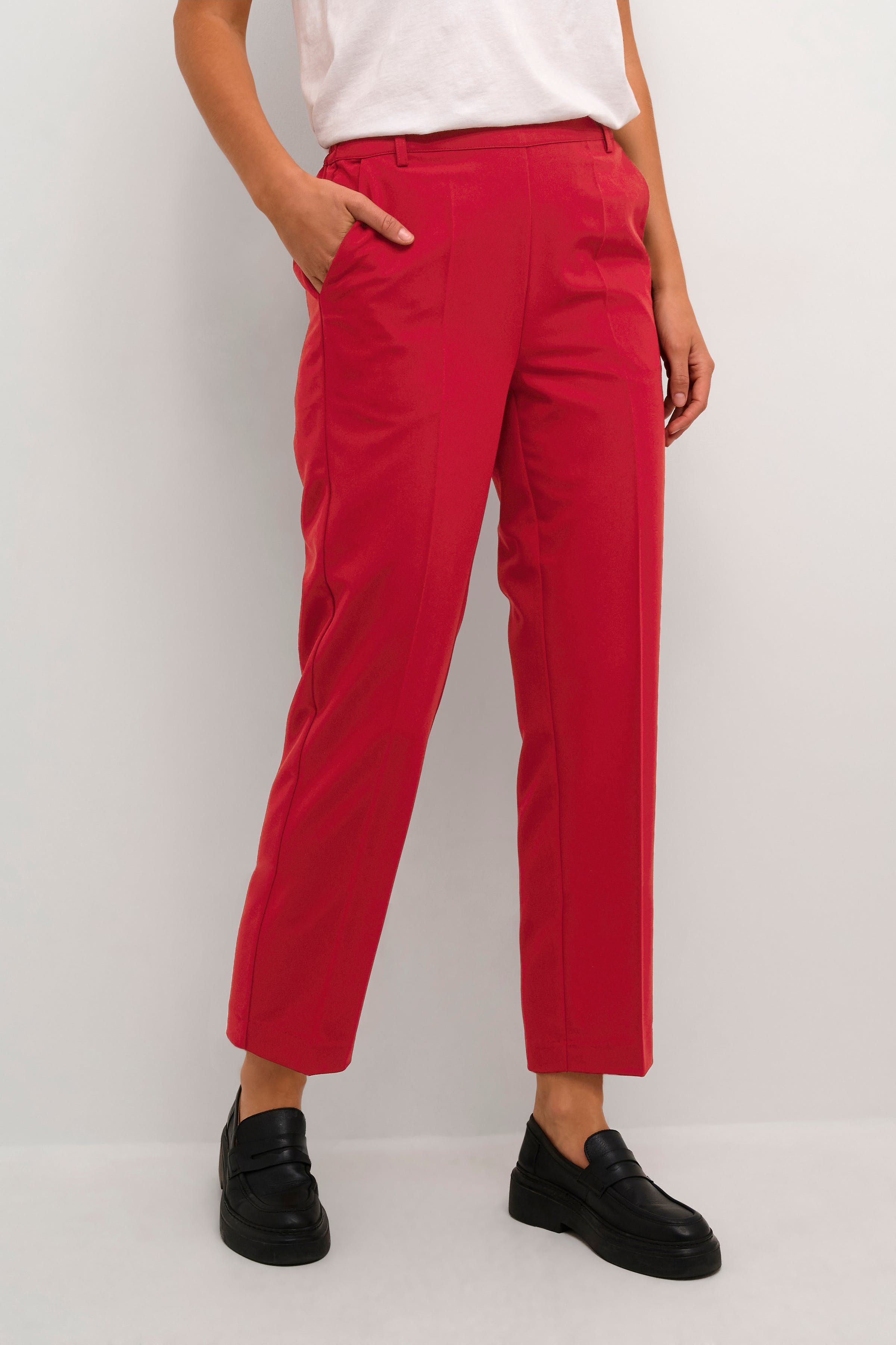 KAsakura Cropped Byxor LOOKBOOK FRONT 10506127-191531