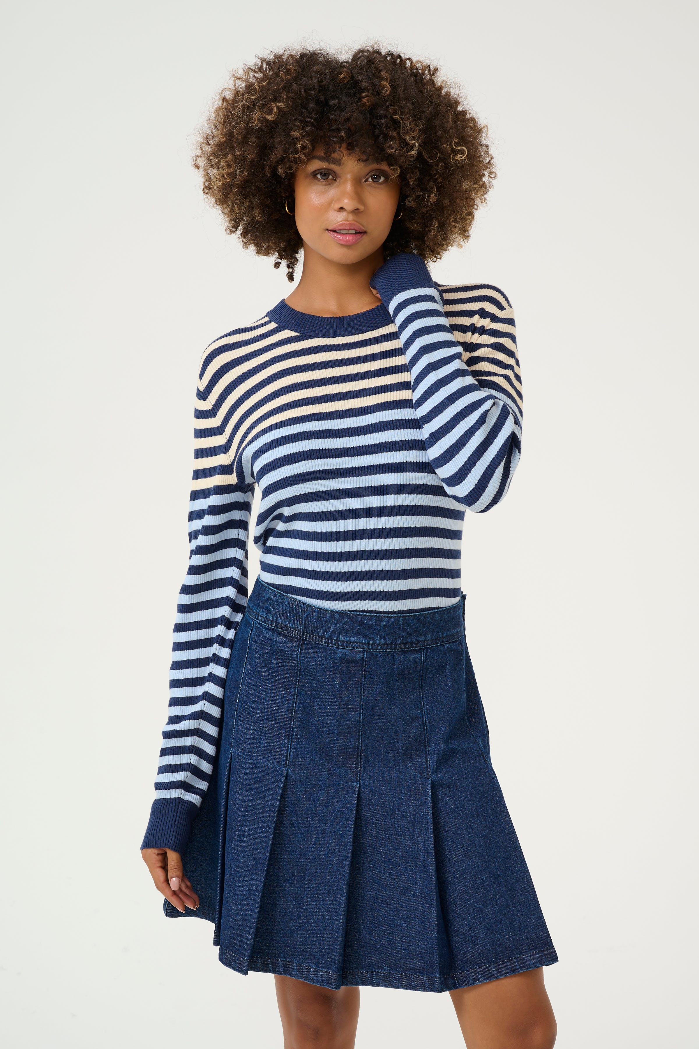 CUannemette Genser LOOKBOOK FRONT 50111369-106993