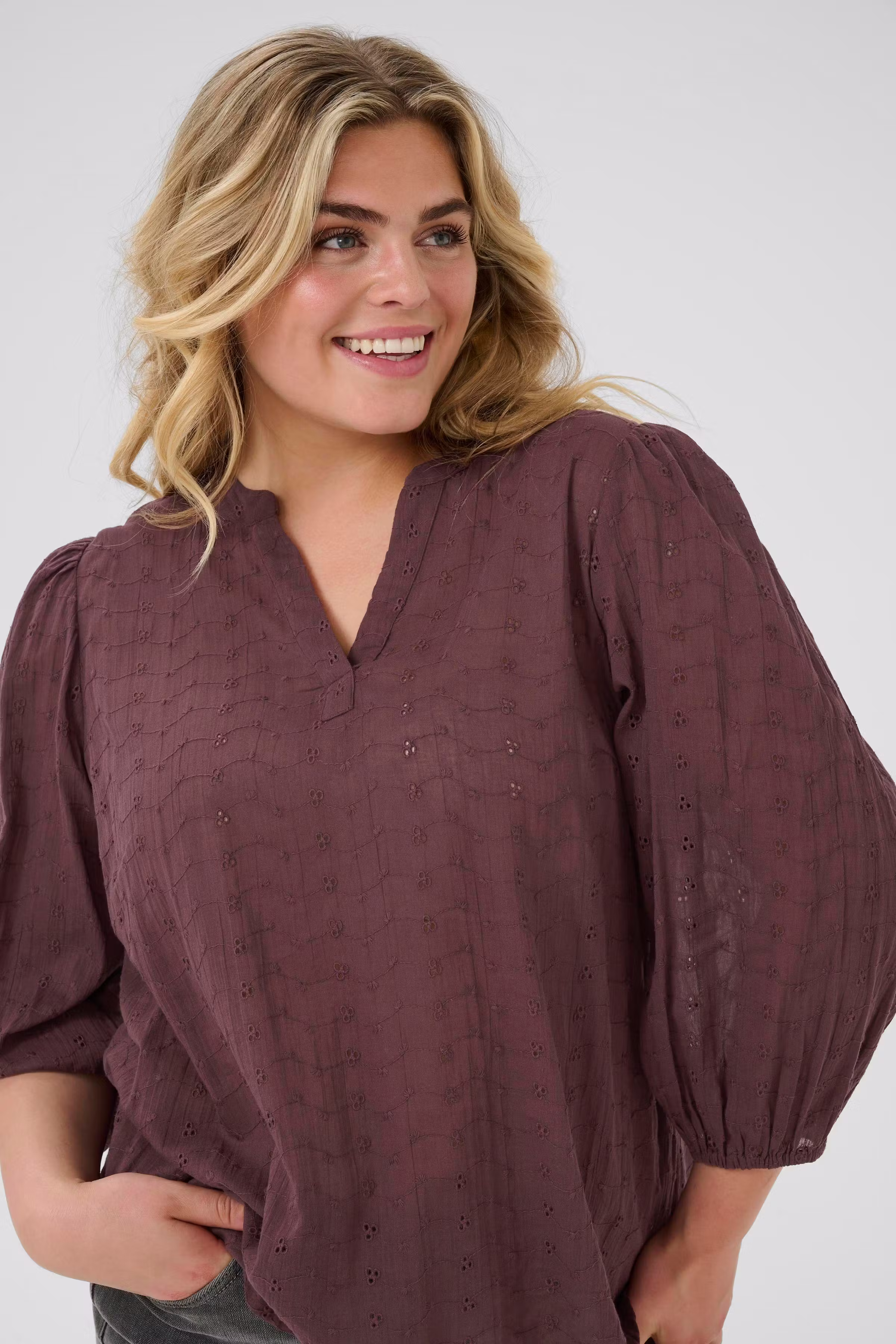 KCmaia Bluse LOOKBOOK DETAIL 10583470-191619