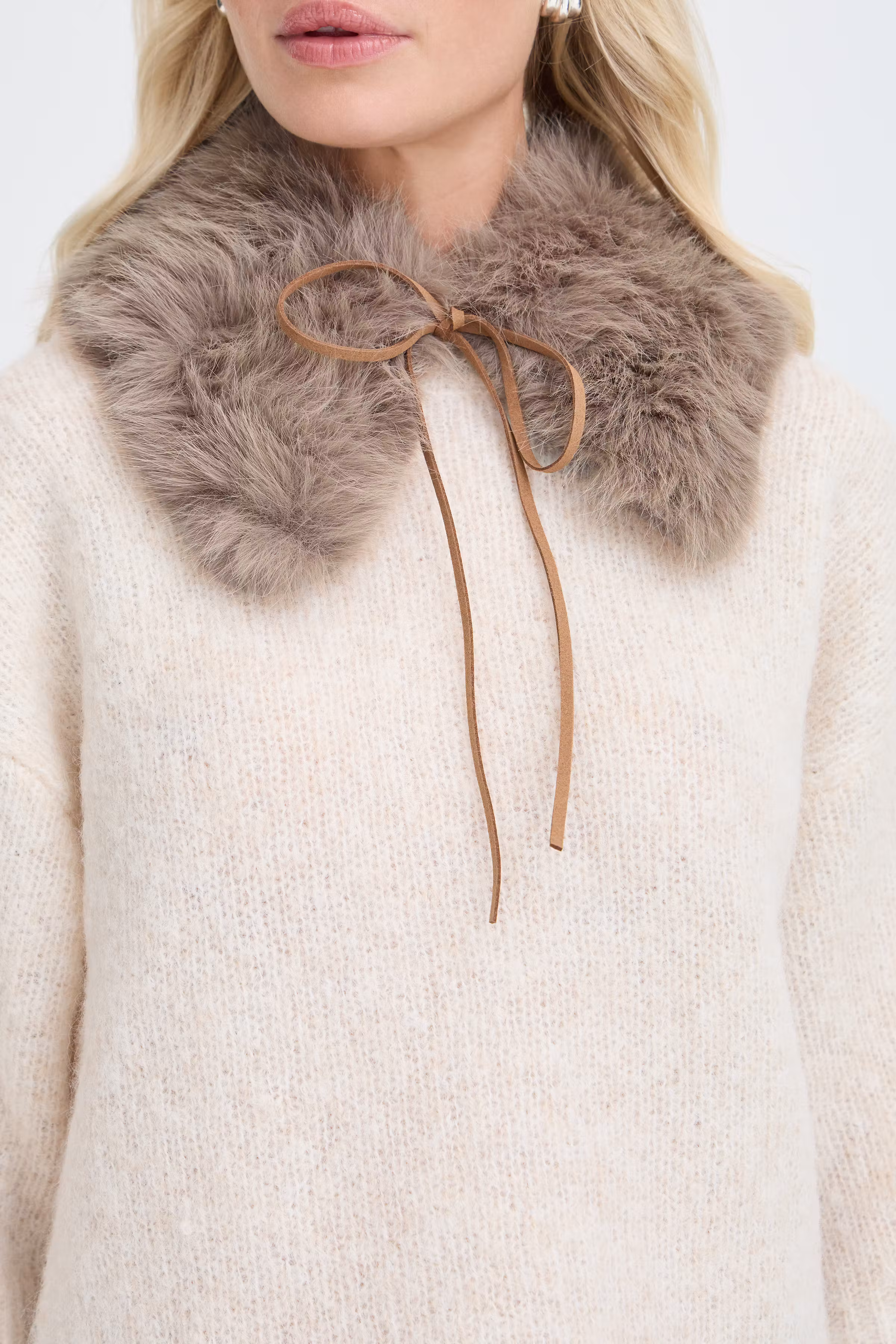 BYVIFAUX Skjerf LOOKBOOK FRONT 20819703-1513041